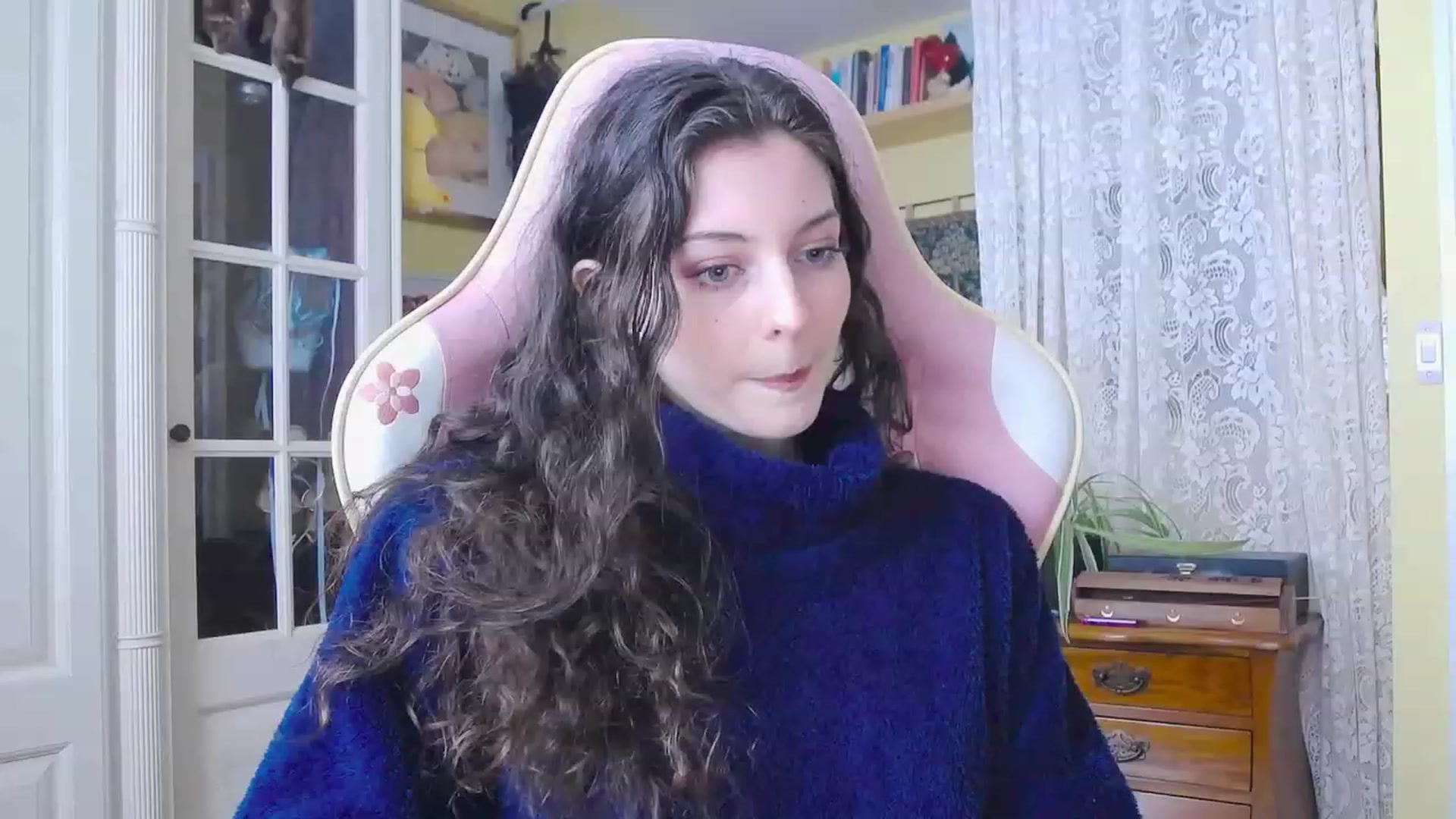 Gallery image thumbnail from viola__'s myfreecams stream on, 02/01/2024, 15:35 image 6 of 20