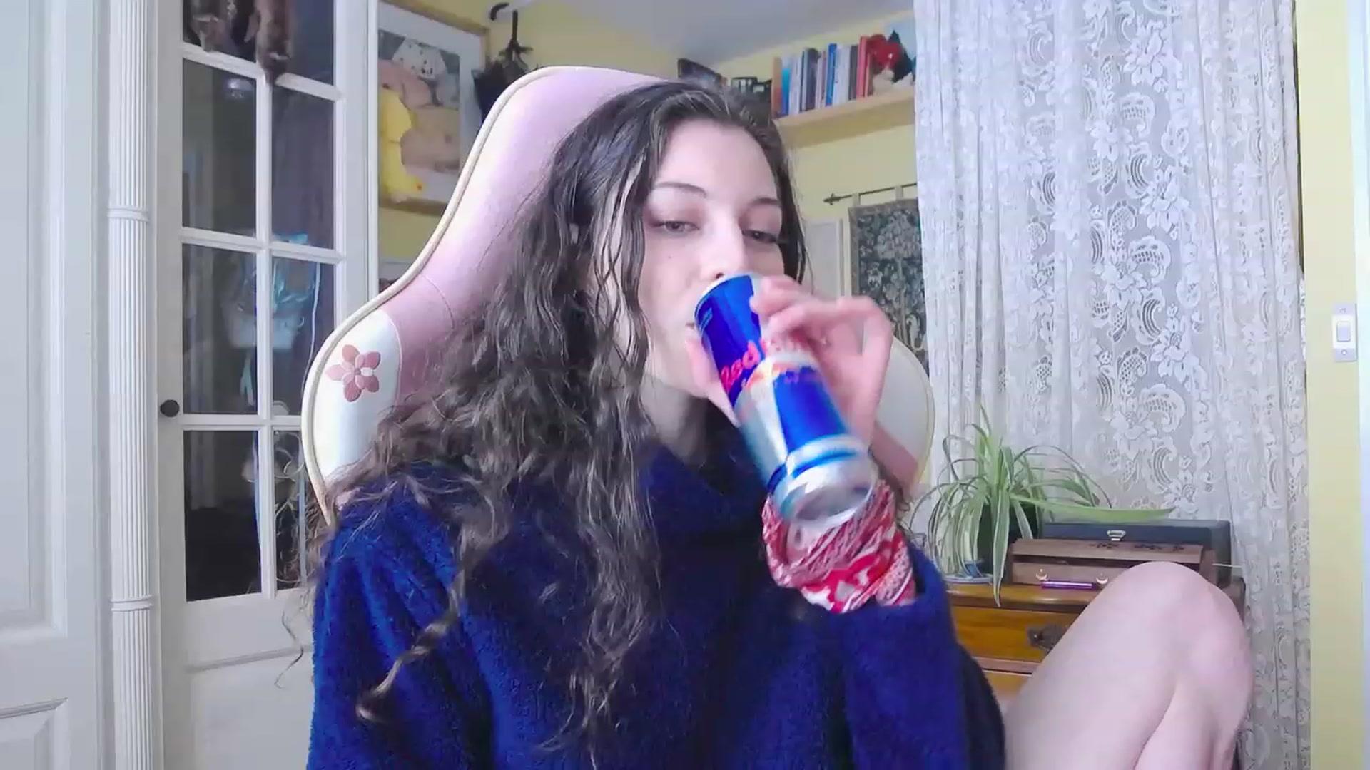 Gallery image thumbnail from viola__'s myfreecams stream on, 02/01/2024, 15:35 image 4 of 20