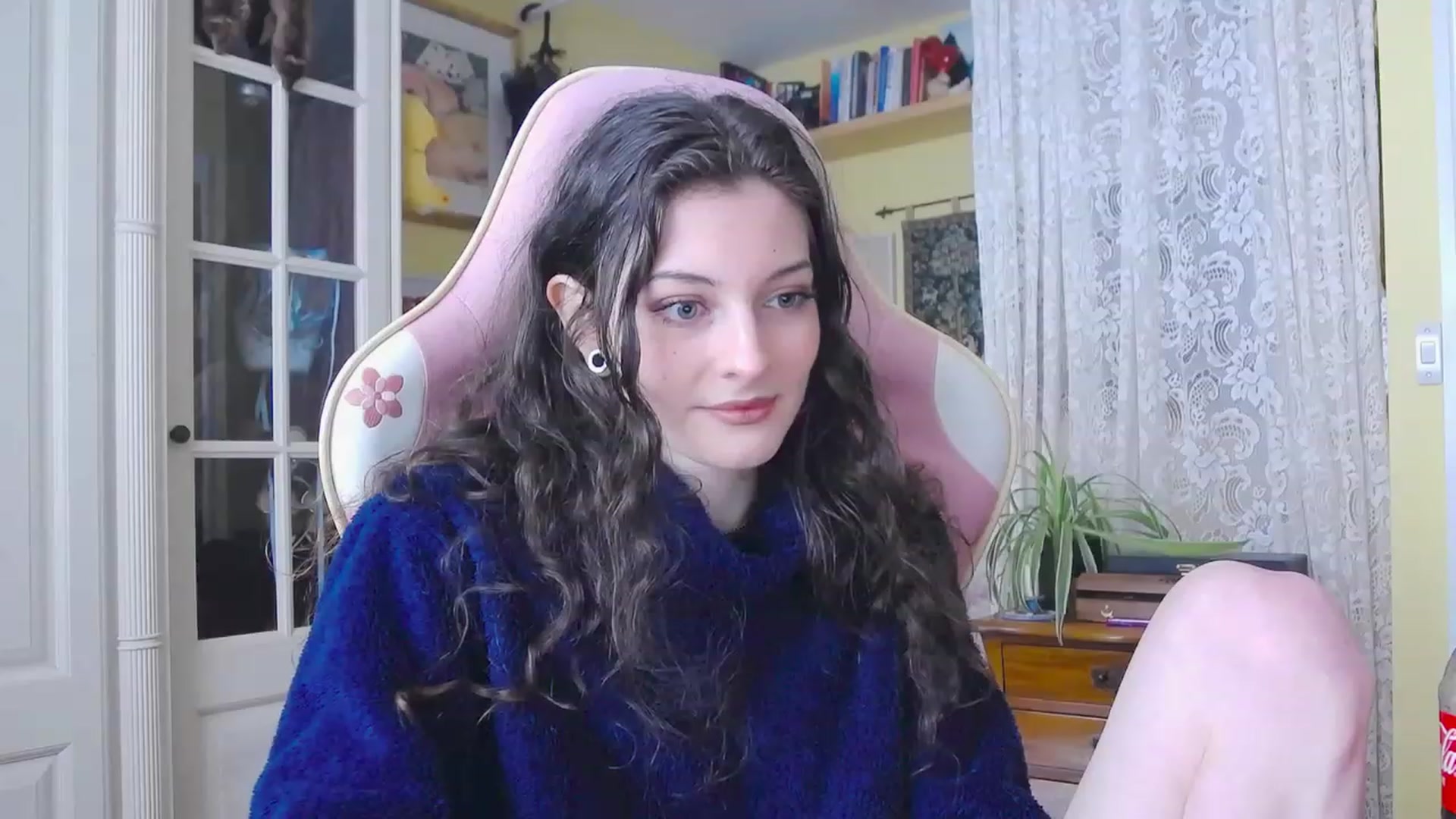 Gallery image thumbnail from viola__'s myfreecams stream on, 02/01/2024, 15:35 image 3 of 20