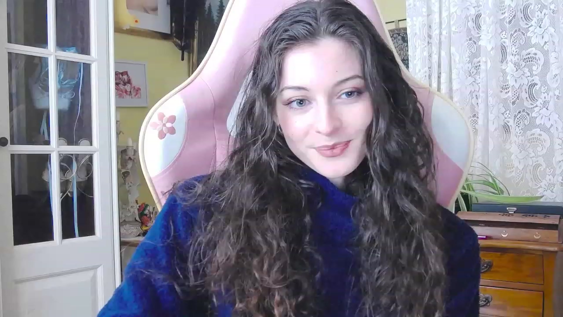 Gallery image thumbnail from viola__'s myfreecams stream on, 02/01/2024, 16:23 image 18 of 20