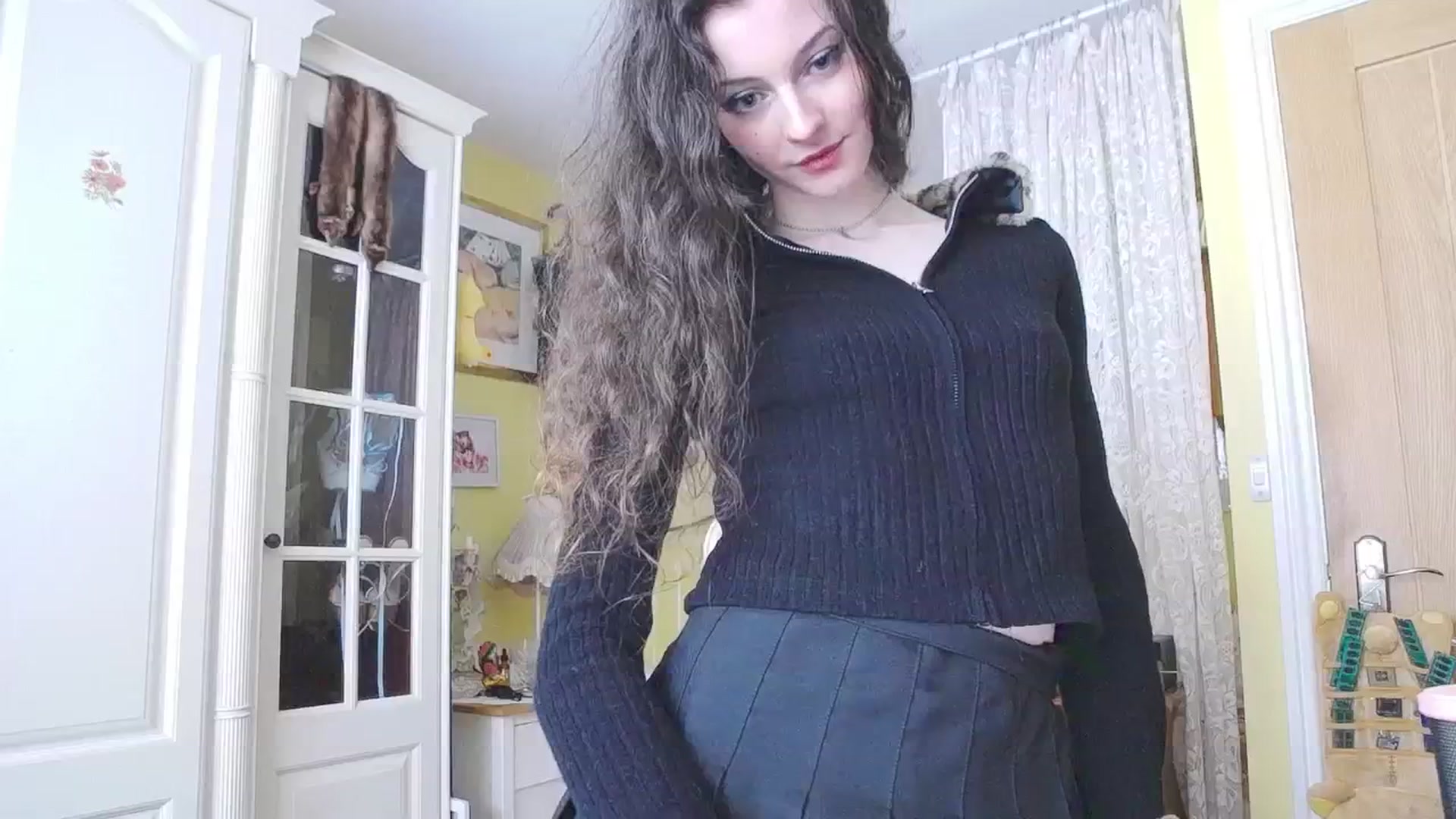 Gallery image thumbnail from viola__'s myfreecams stream on, 02/02/2024, 17:02 image 5 of 20