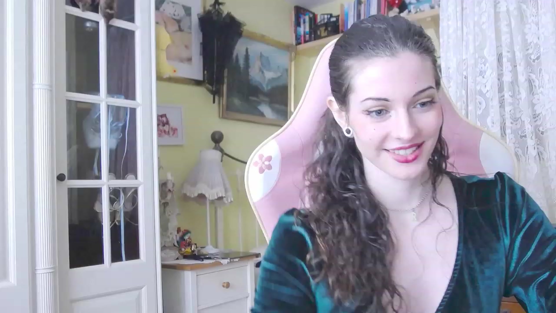 Gallery image thumbnail from viola__'s myfreecams stream on, 02/16/2024, 16:53 image 8 of 20