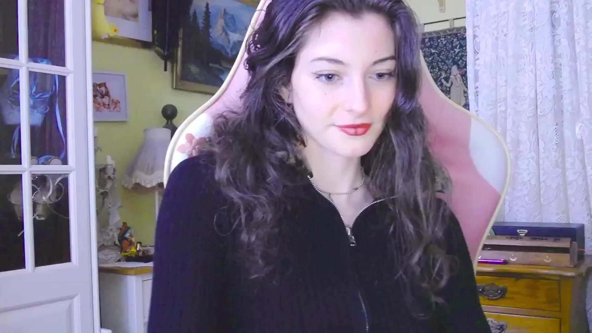 Gallery image thumbnail from viola__'s myfreecams stream on, 03/01/2024, 17:23 image 17 of 20