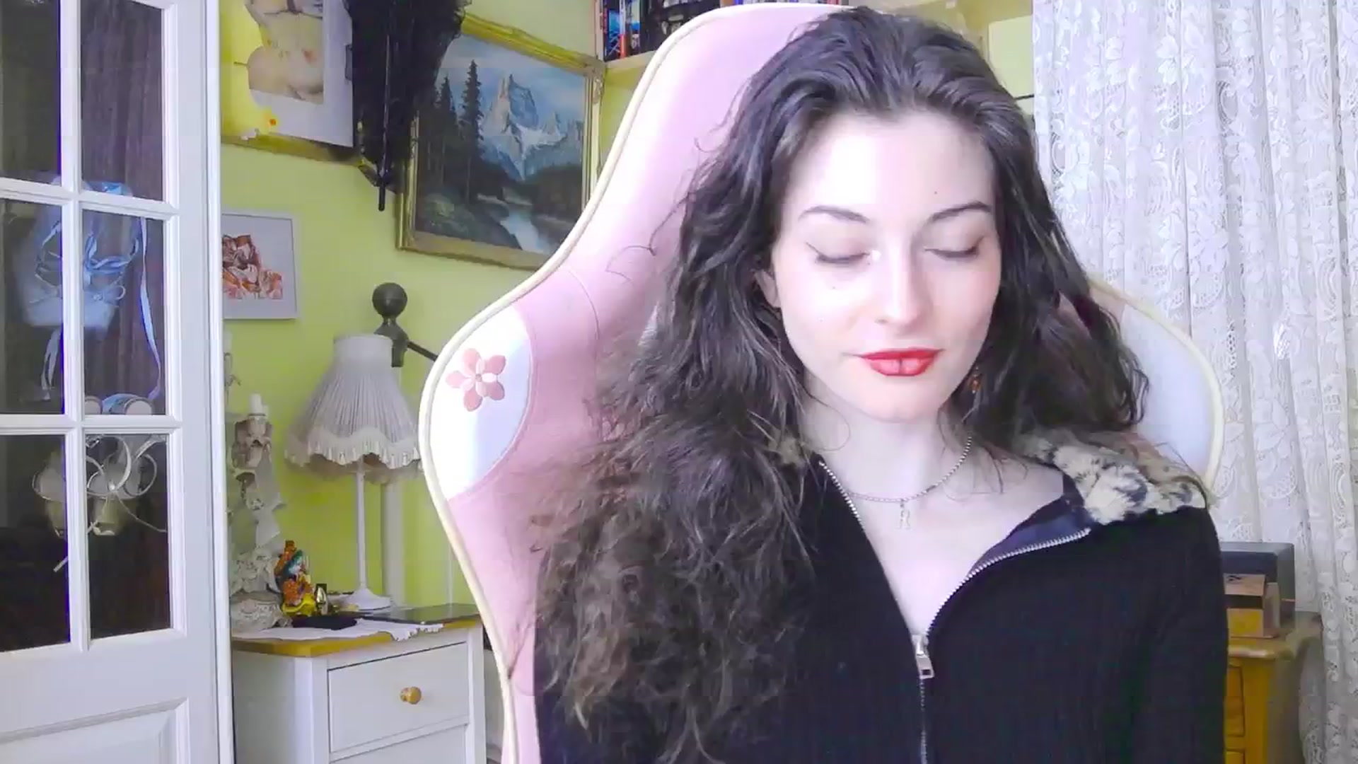 Gallery image thumbnail from viola__'s myfreecams stream on, 03/01/2024, 17:23 image 3 of 20