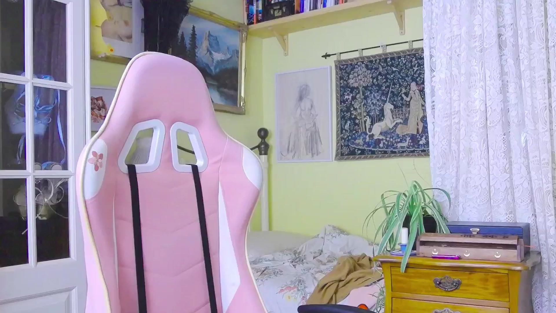 Gallery image thumbnail from viola__'s myfreecams stream on, 03/01/2024, 17:23 image 4 of 20
