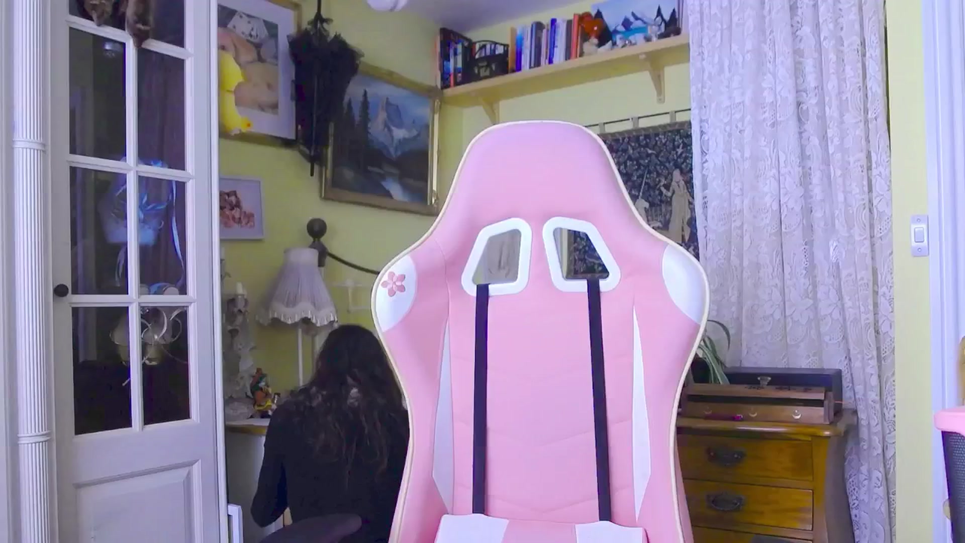 Gallery image thumbnail from viola__'s myfreecams stream on, 03/01/2024, 17:23 image 10 of 20