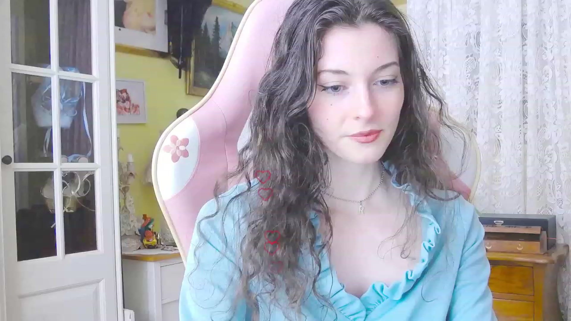 Gallery image thumbnail from viola__'s myfreecams stream on, 03/08/2024, 15:21 image 2 of 20
