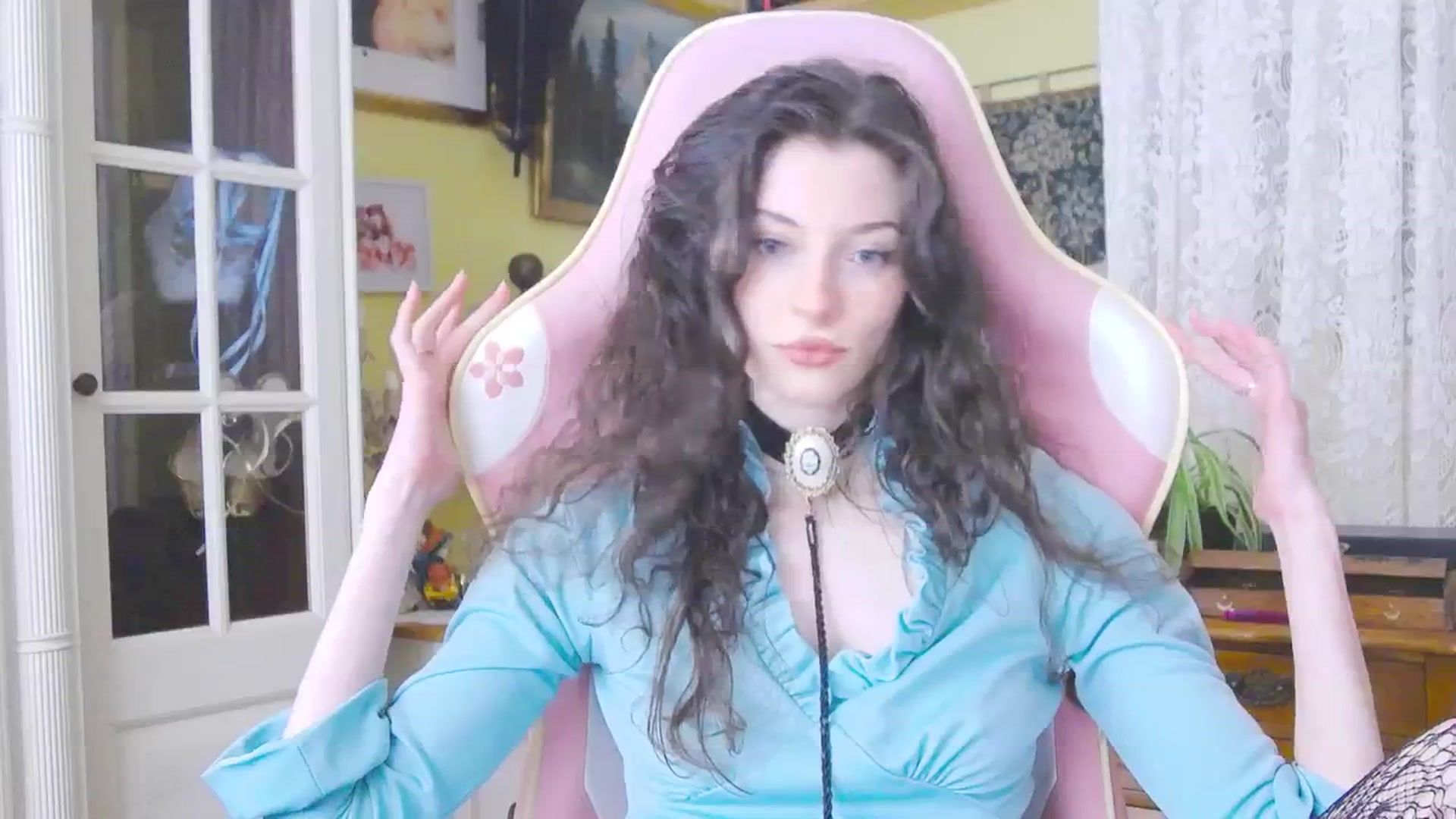 Gallery image thumbnail from viola__'s myfreecams stream on, 03/08/2024, 15:58 image 19 of 20