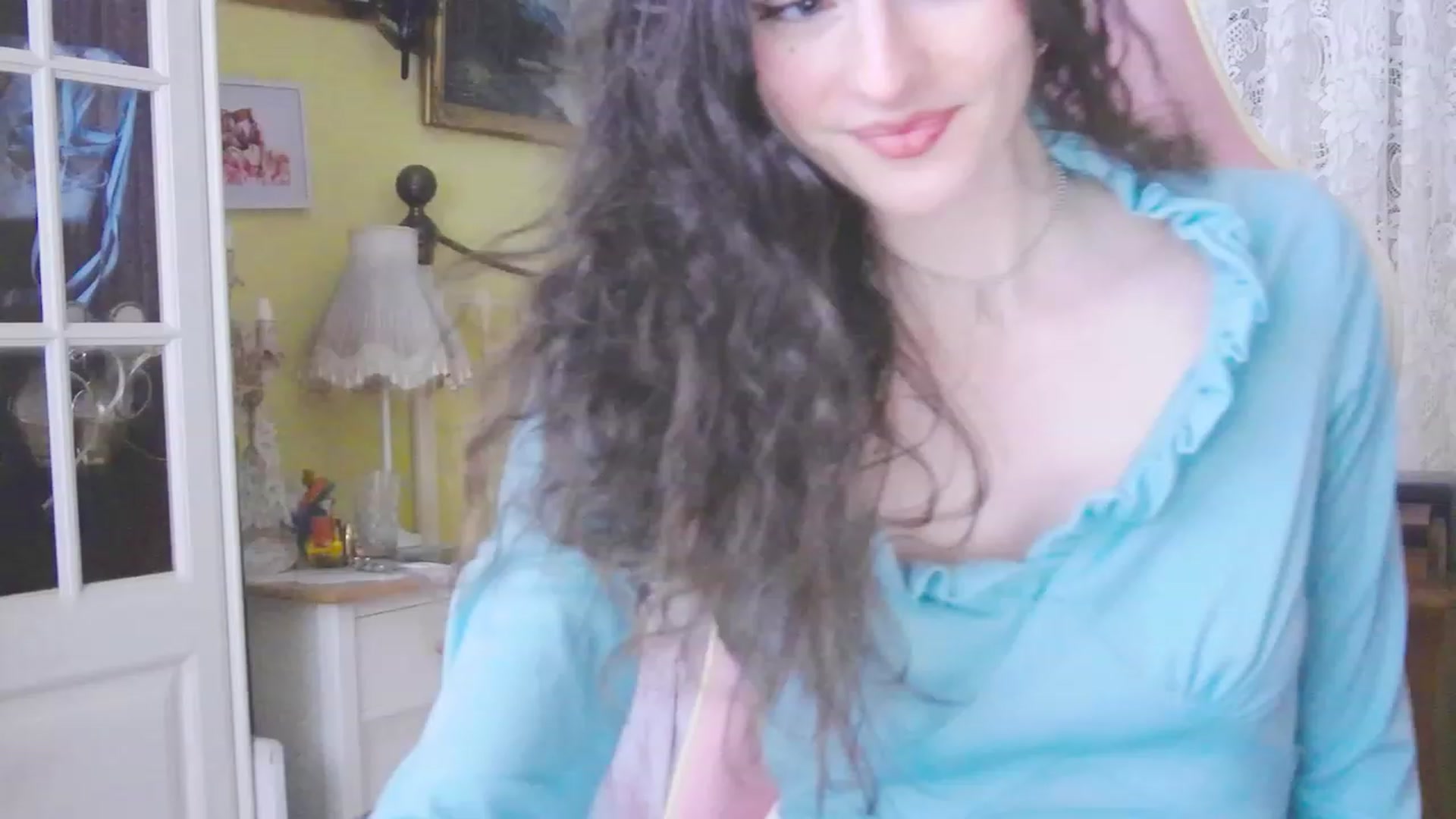 Gallery image thumbnail from viola__'s myfreecams stream on, 03/08/2024, 17:01 image 5 of 20