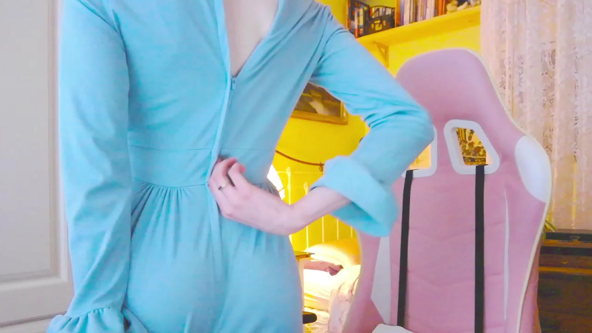 Gallery image thumbnail from viola__'s myfreecams stream on, 03/08/2024, 17:33 image 9 of 20