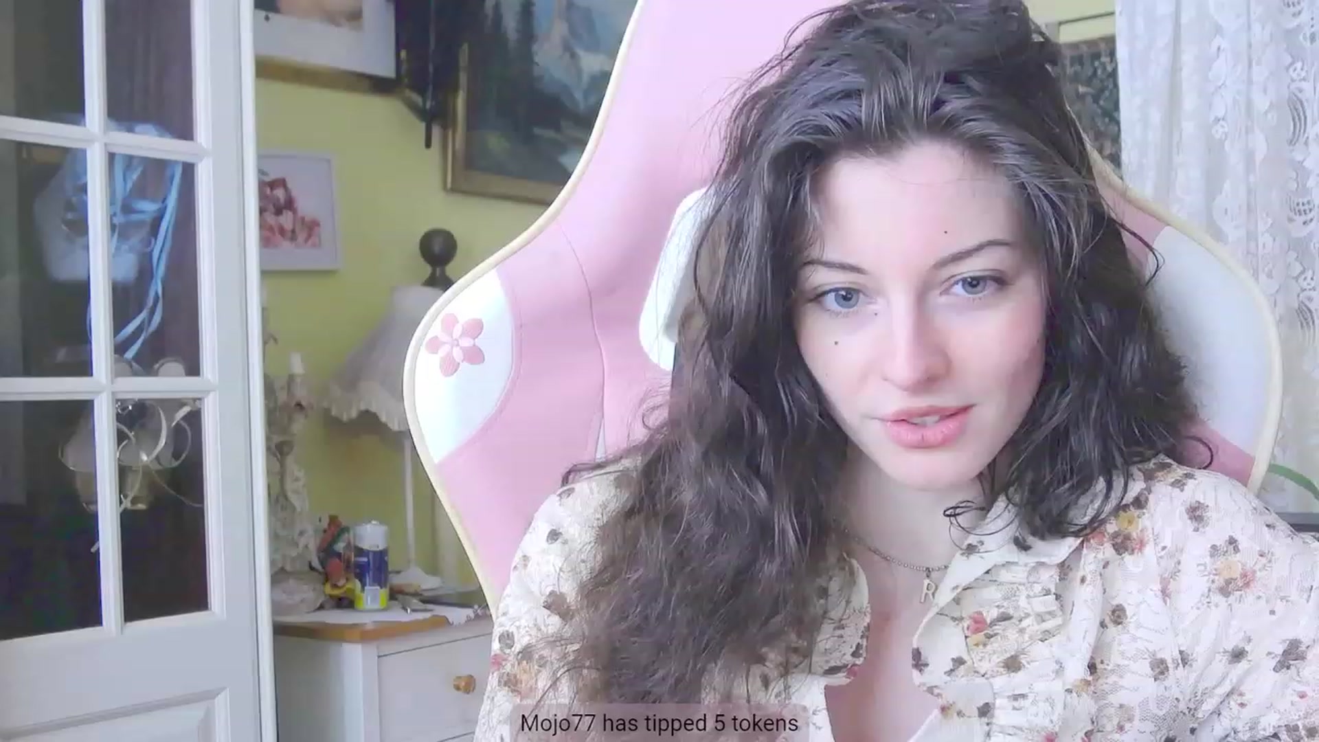 Gallery image thumbnail from viola__'s myfreecams stream on, 03/14/2024, 16:12 image 3 of 20