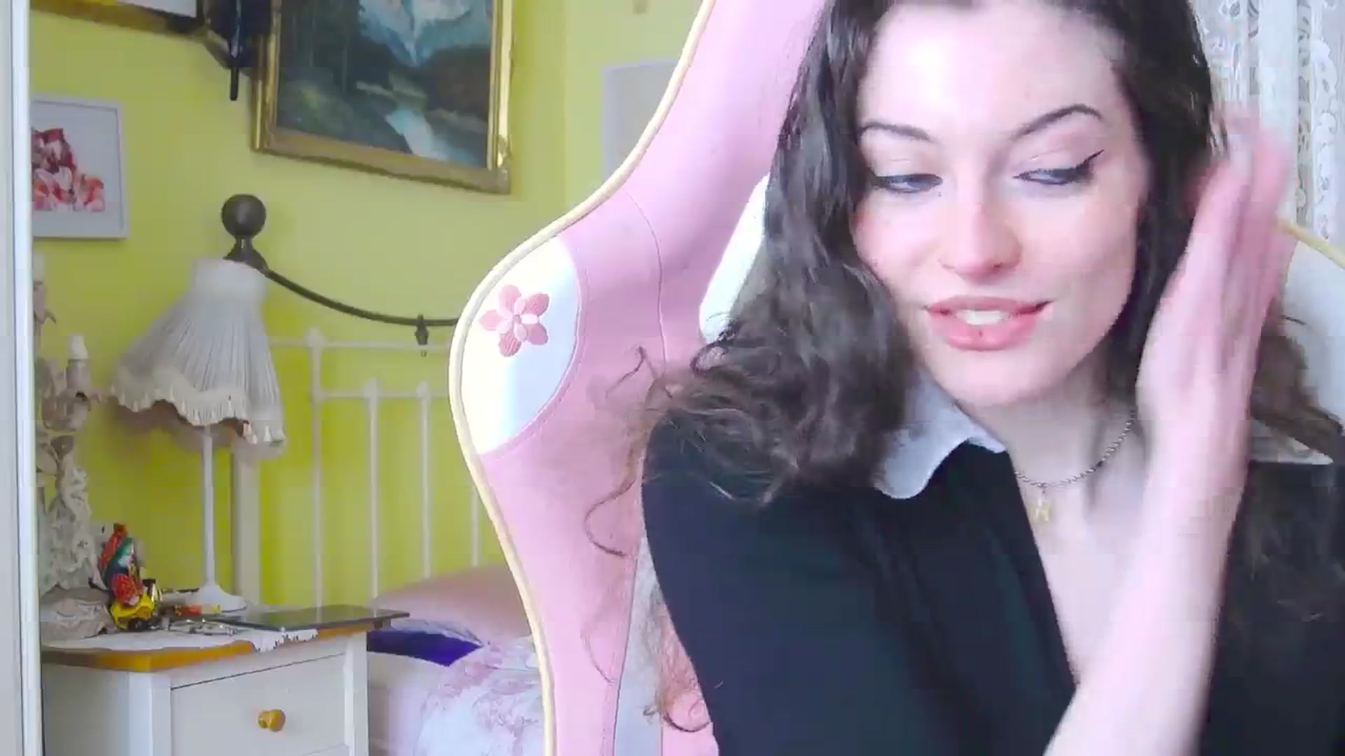 Gallery image thumbnail from viola__'s myfreecams stream on, 03/15/2024, 13:52 image 20 of 20