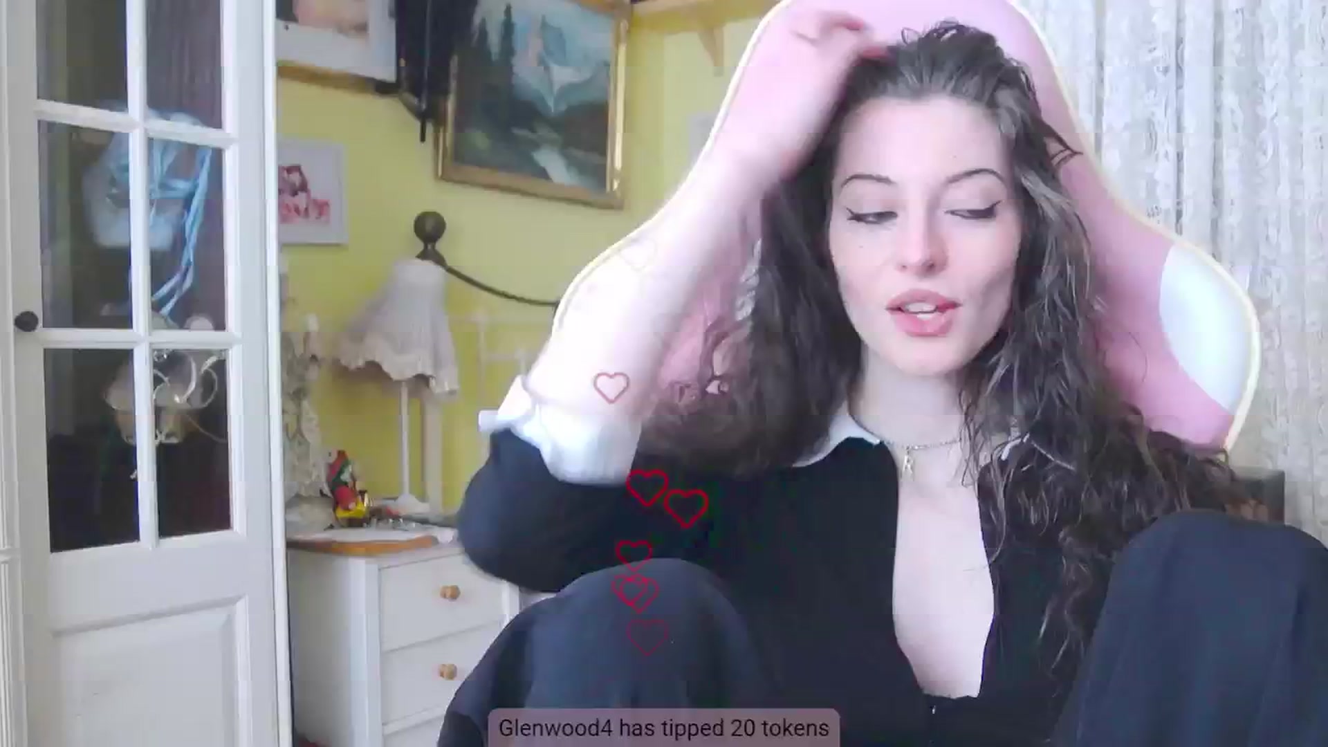 Gallery image thumbnail from viola__'s myfreecams stream on, 03/15/2024, 15:34 image 19 of 20