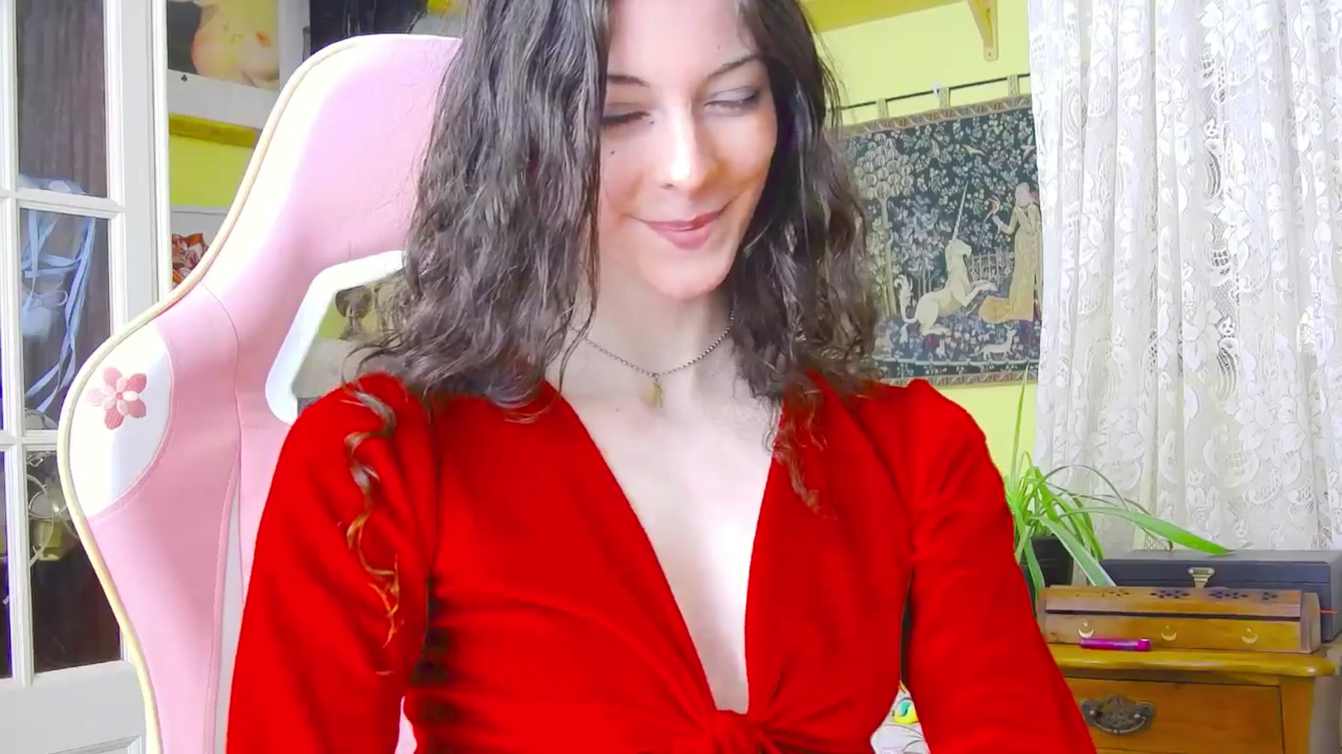 Gallery image thumbnail from viola__'s myfreecams stream on, 03/28/2024, 15:14 image 6 of 20