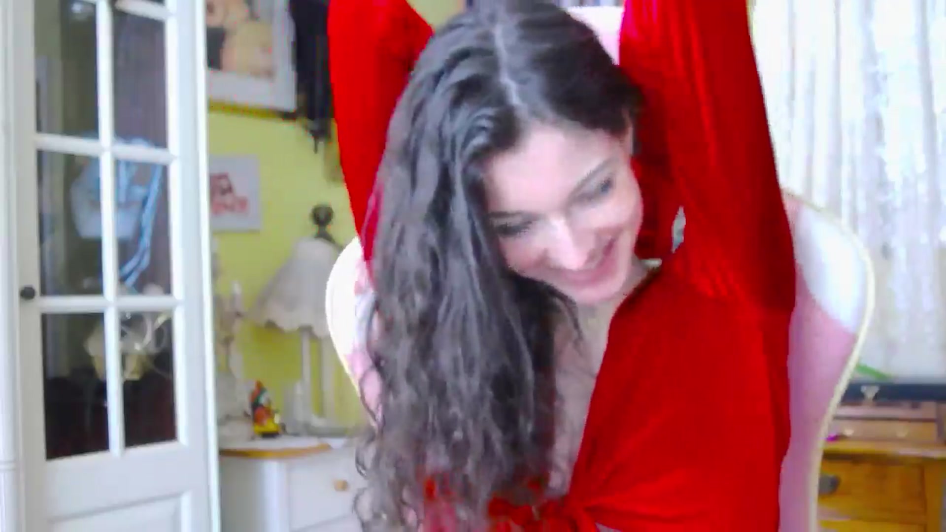 Gallery image thumbnail from viola__'s myfreecams stream on, 03/28/2024, 15:14 image 18 of 20
