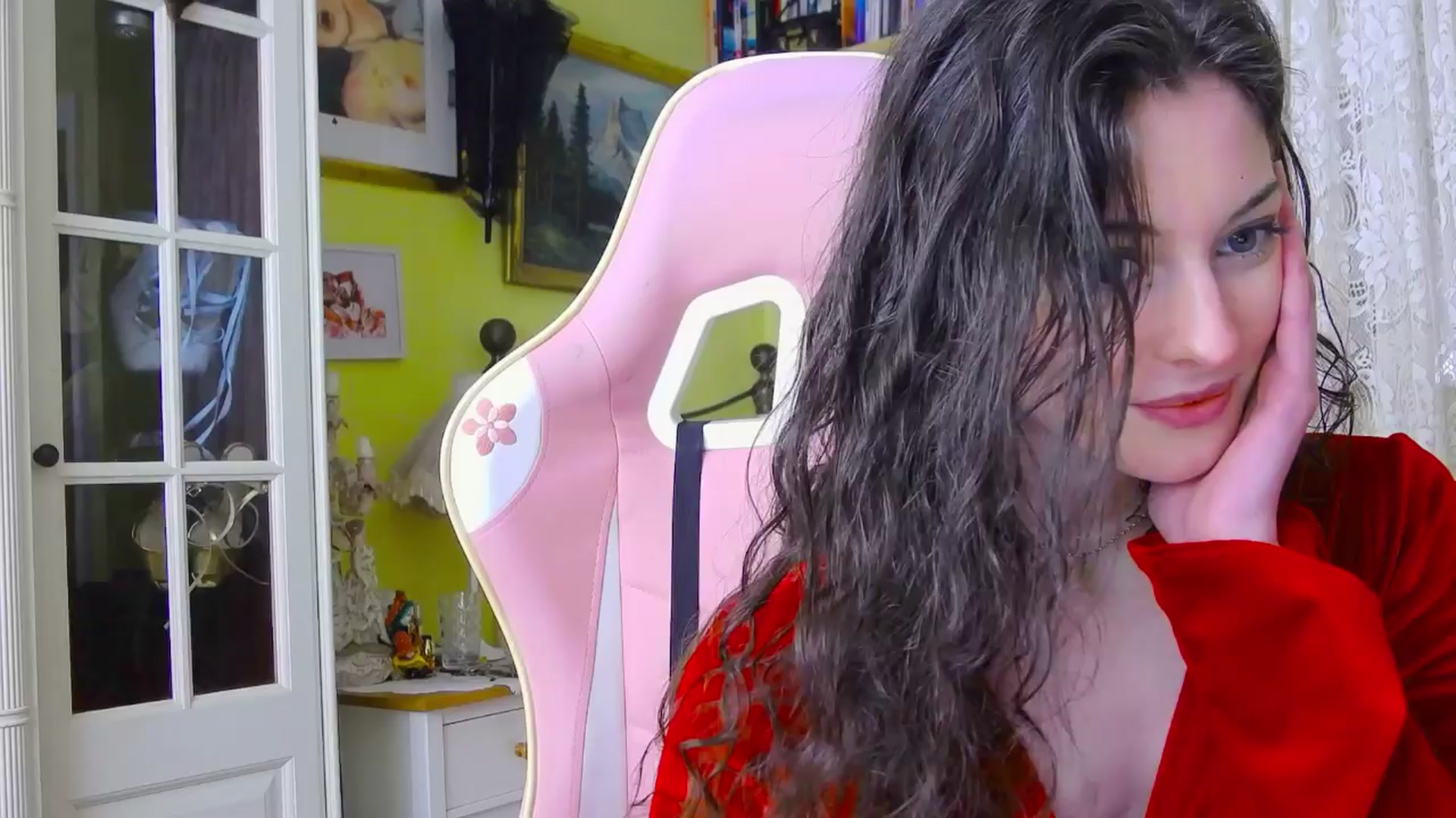 Gallery image thumbnail from viola__'s myfreecams stream on, 03/28/2024, 16:37 image 1 of 20