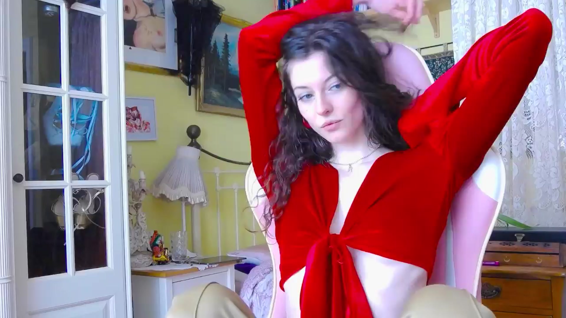 Gallery image thumbnail from viola__'s myfreecams stream on, 03/28/2024, 16:37 image 3 of 20