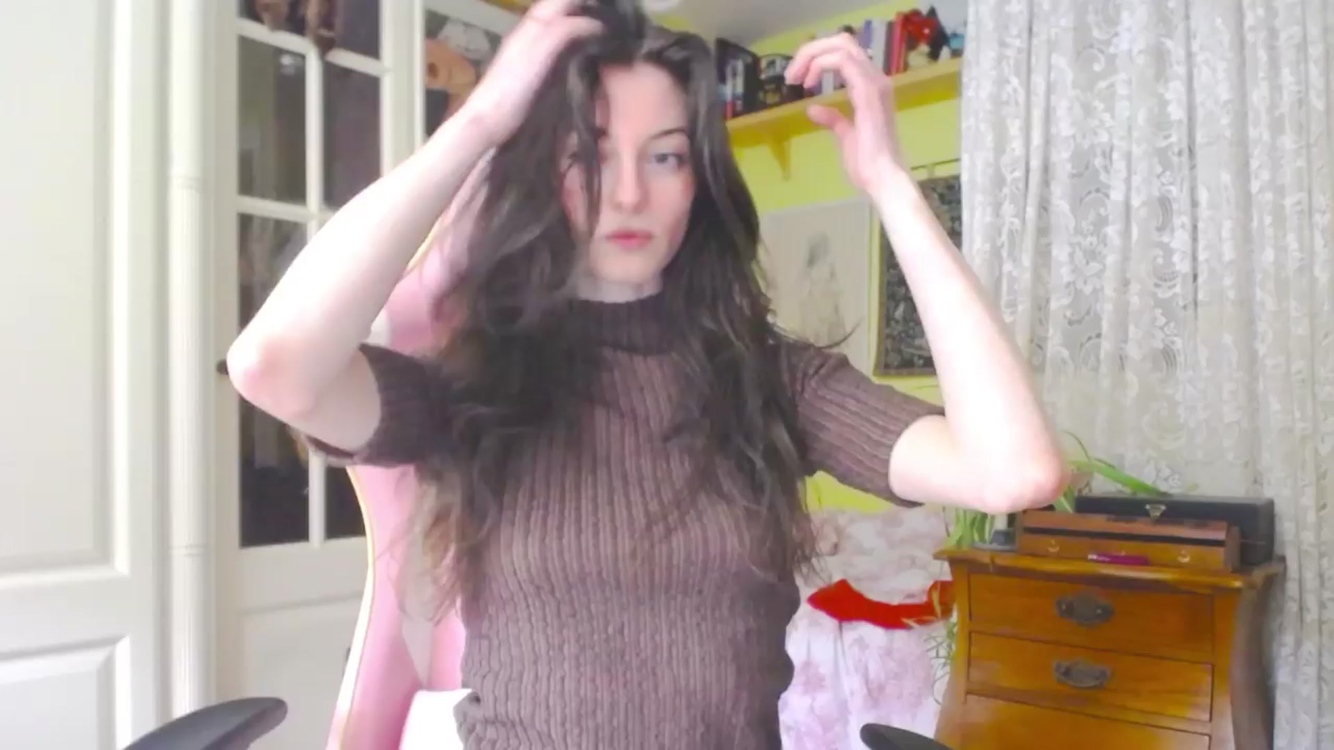 Gallery image thumbnail from viola__'s myfreecams stream on, 04/05/2024, 17:06 image 2 of 20