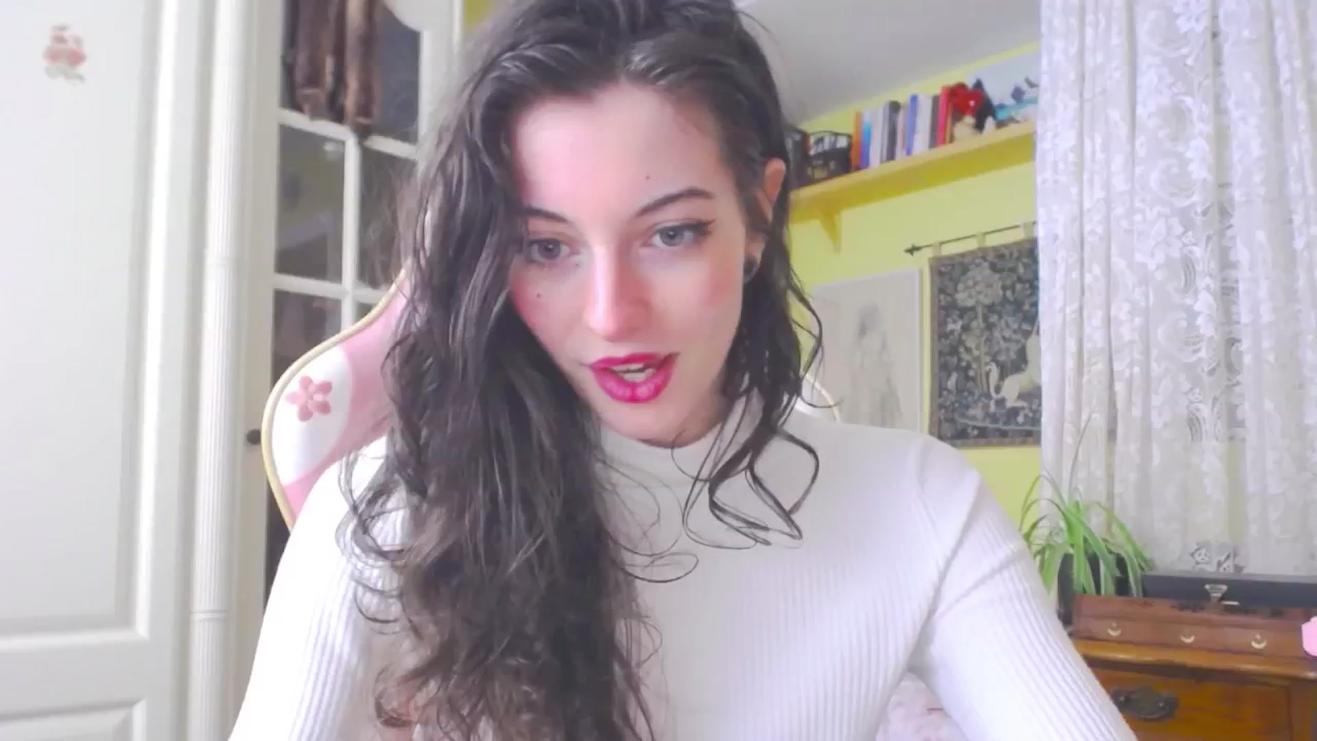 Gallery image thumbnail from viola__'s myfreecams stream on, 04/19/2024, 16:21 image 11 of 20