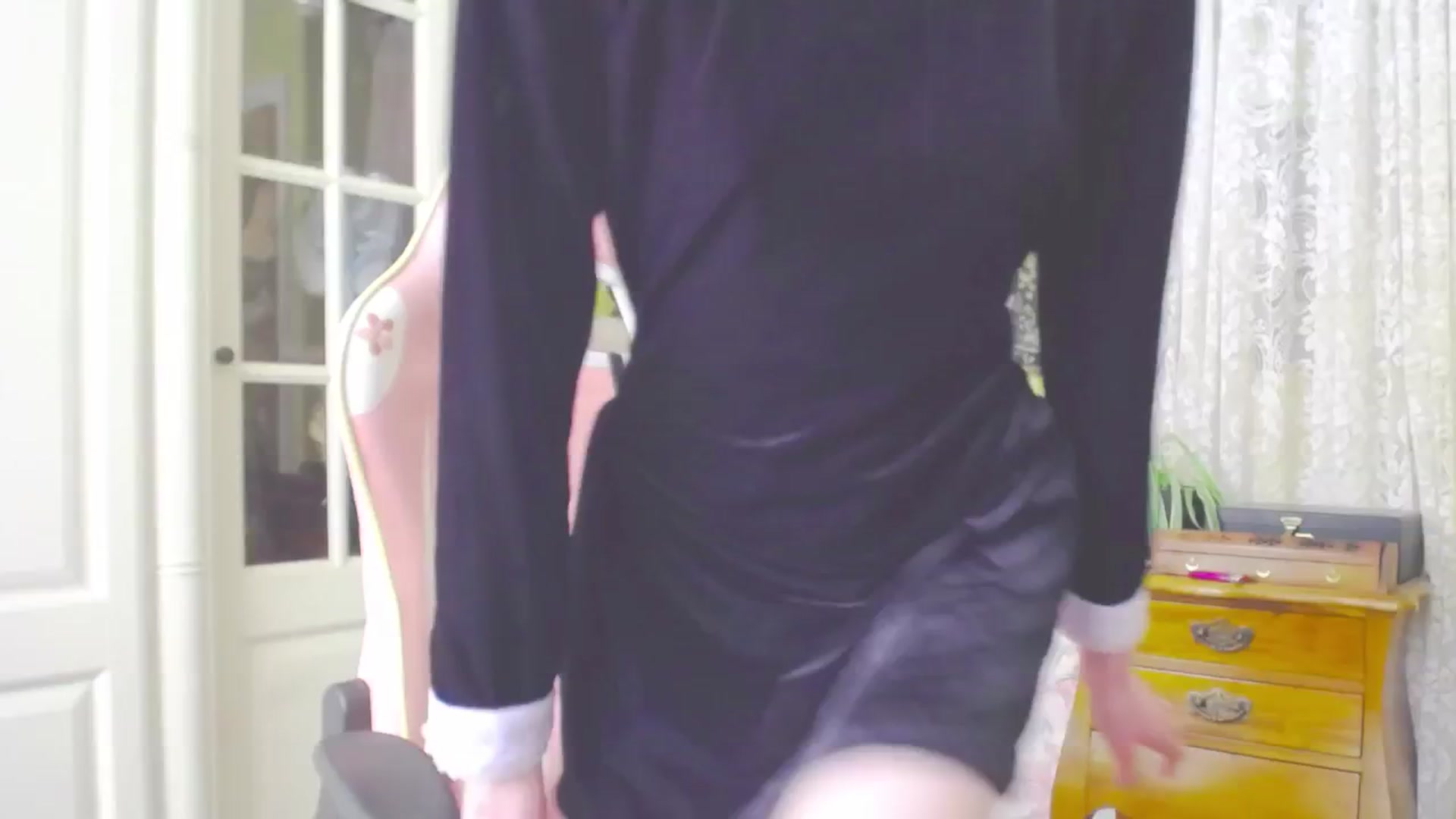 Gallery image thumbnail from viola__'s myfreecams stream on, 05/02/2024, 15:04 image 15 of 20
