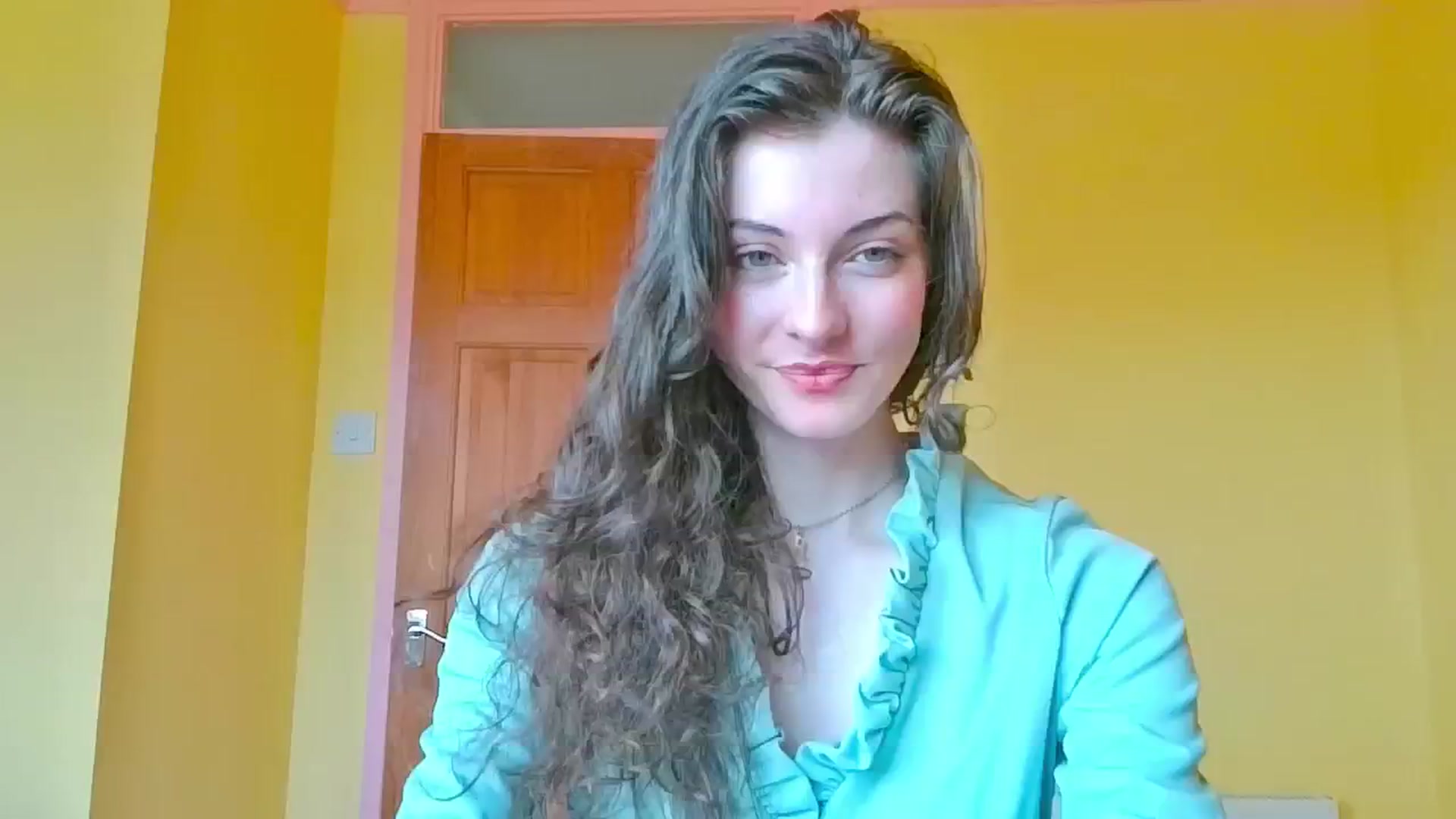 Gallery image thumbnail from viola__'s myfreecams stream on, 05/07/2024, 16:17 image 2 of 20