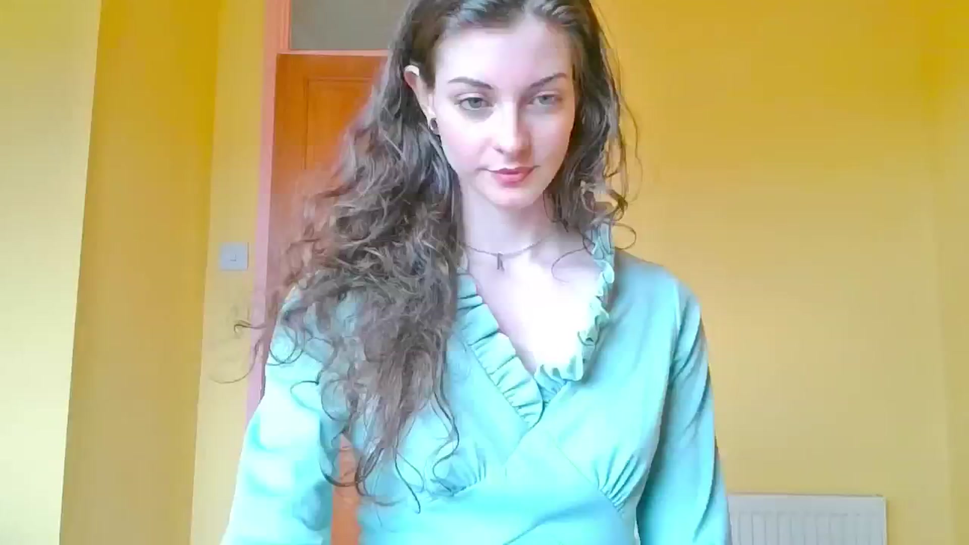 Gallery image thumbnail from viola__'s myfreecams stream on, 05/07/2024, 16:17 image 8 of 20