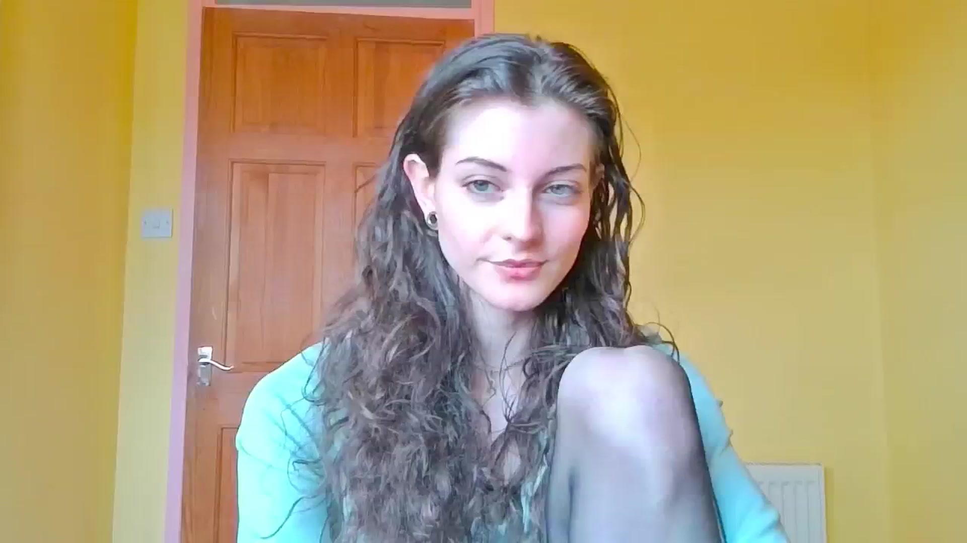 Gallery image thumbnail from viola__'s myfreecams stream on, 05/07/2024, 17:53 image 3 of 20
