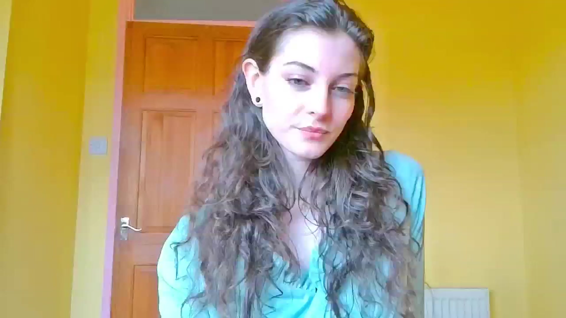 Gallery image thumbnail from viola__'s myfreecams stream on, 05/07/2024, 17:53 image 11 of 20