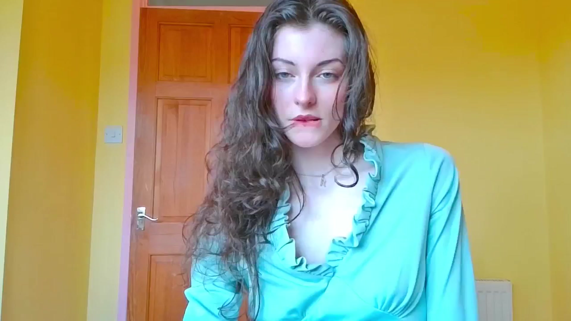 Gallery image thumbnail from viola__'s myfreecams stream on, 05/07/2024, 17:53 image 2 of 20