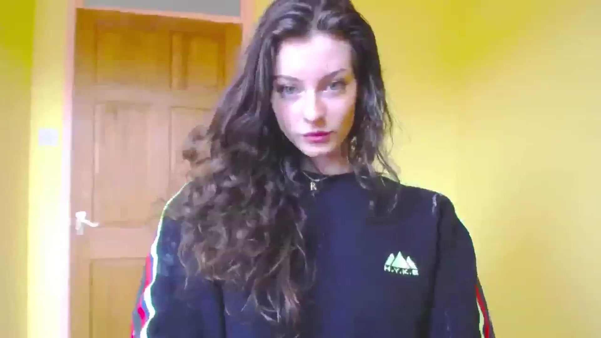 Gallery image thumbnail from viola__'s myfreecams stream on, 05/08/2024, 12:59 image 6 of 20