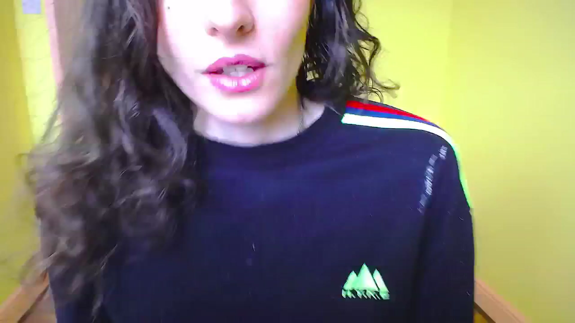 Gallery image thumbnail from viola__'s myfreecams stream on, 05/08/2024, 15:57 image 15 of 20
