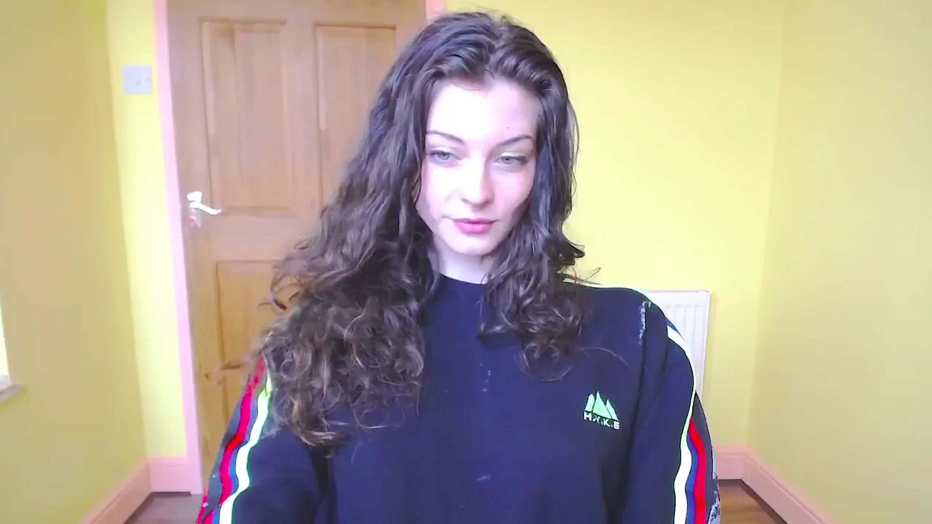 Gallery image thumbnail from viola__'s myfreecams stream on, 05/08/2024, 15:57 image 1 of 20