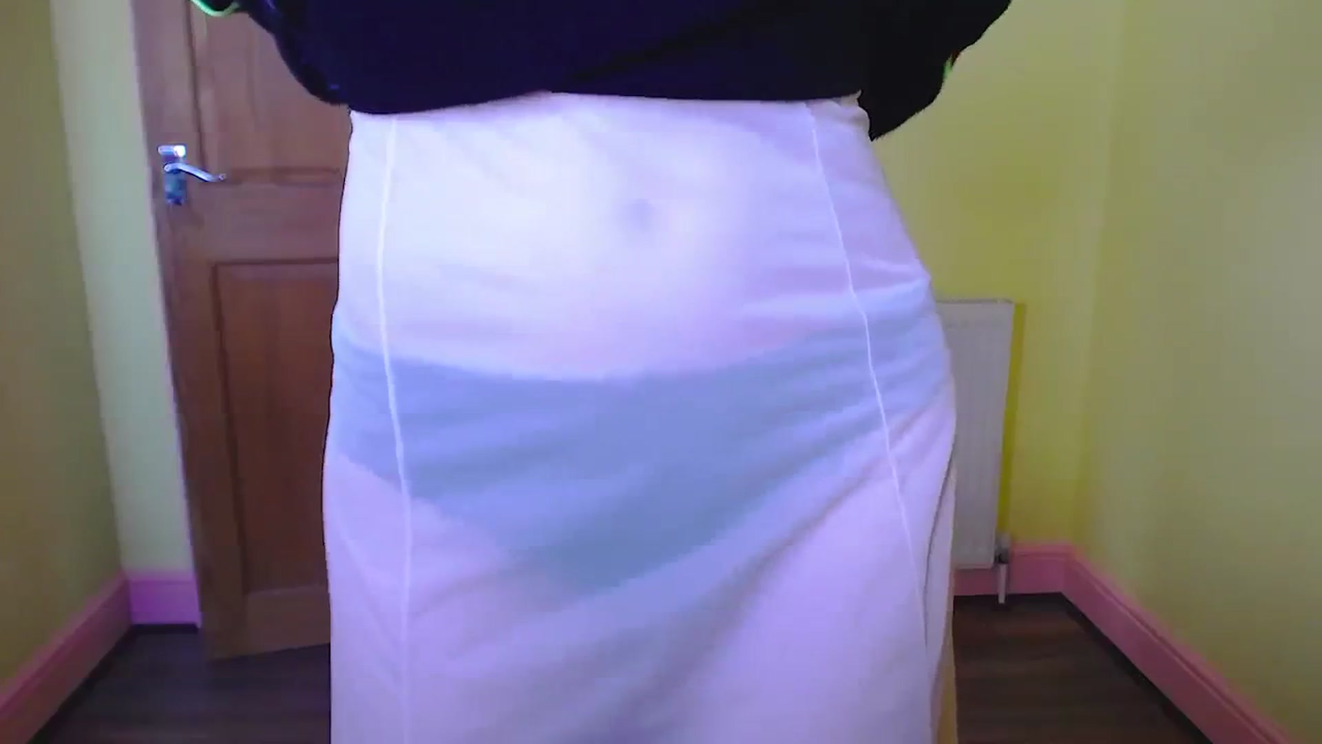 Gallery image thumbnail from viola__'s myfreecams stream on, 05/08/2024, 19:07 image 8 of 20