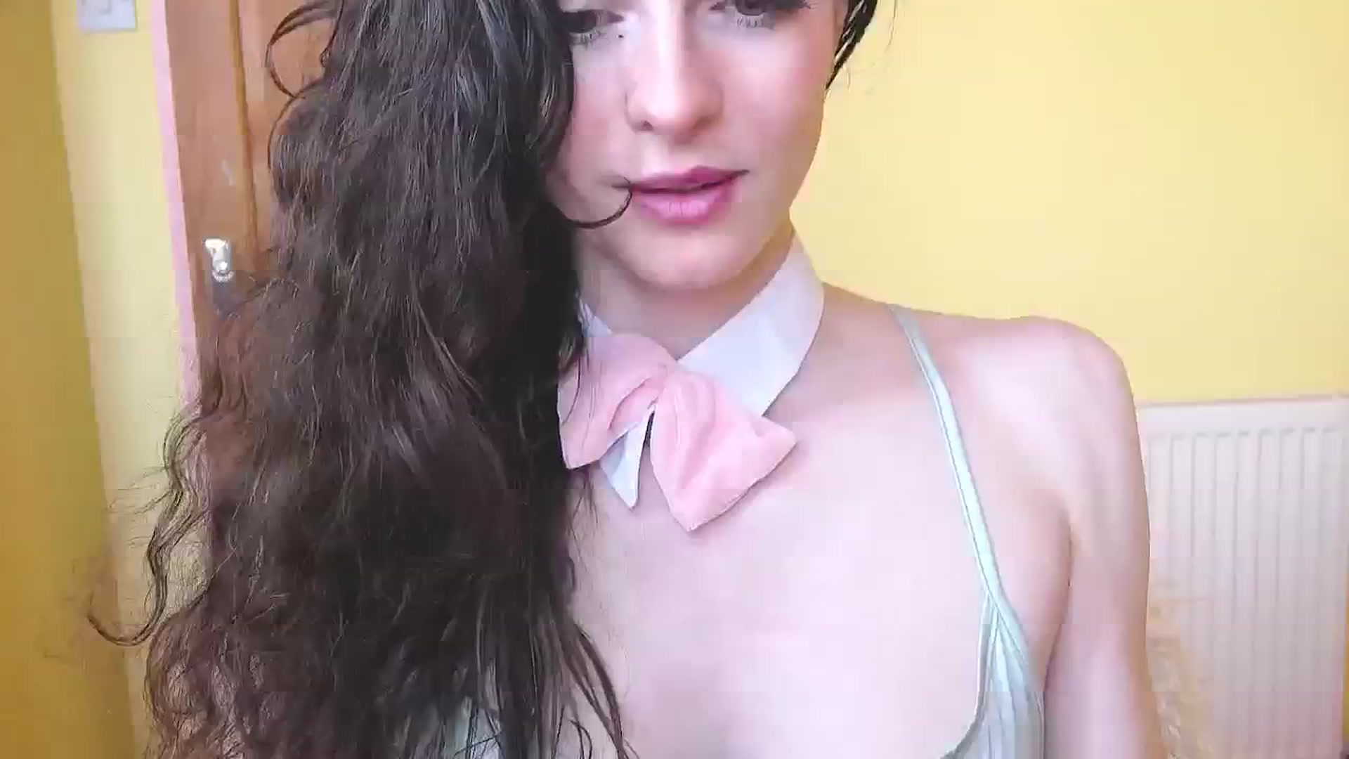 Gallery image thumbnail from viola__'s myfreecams stream on, 05/09/2024, 16:44 image 5 of 20