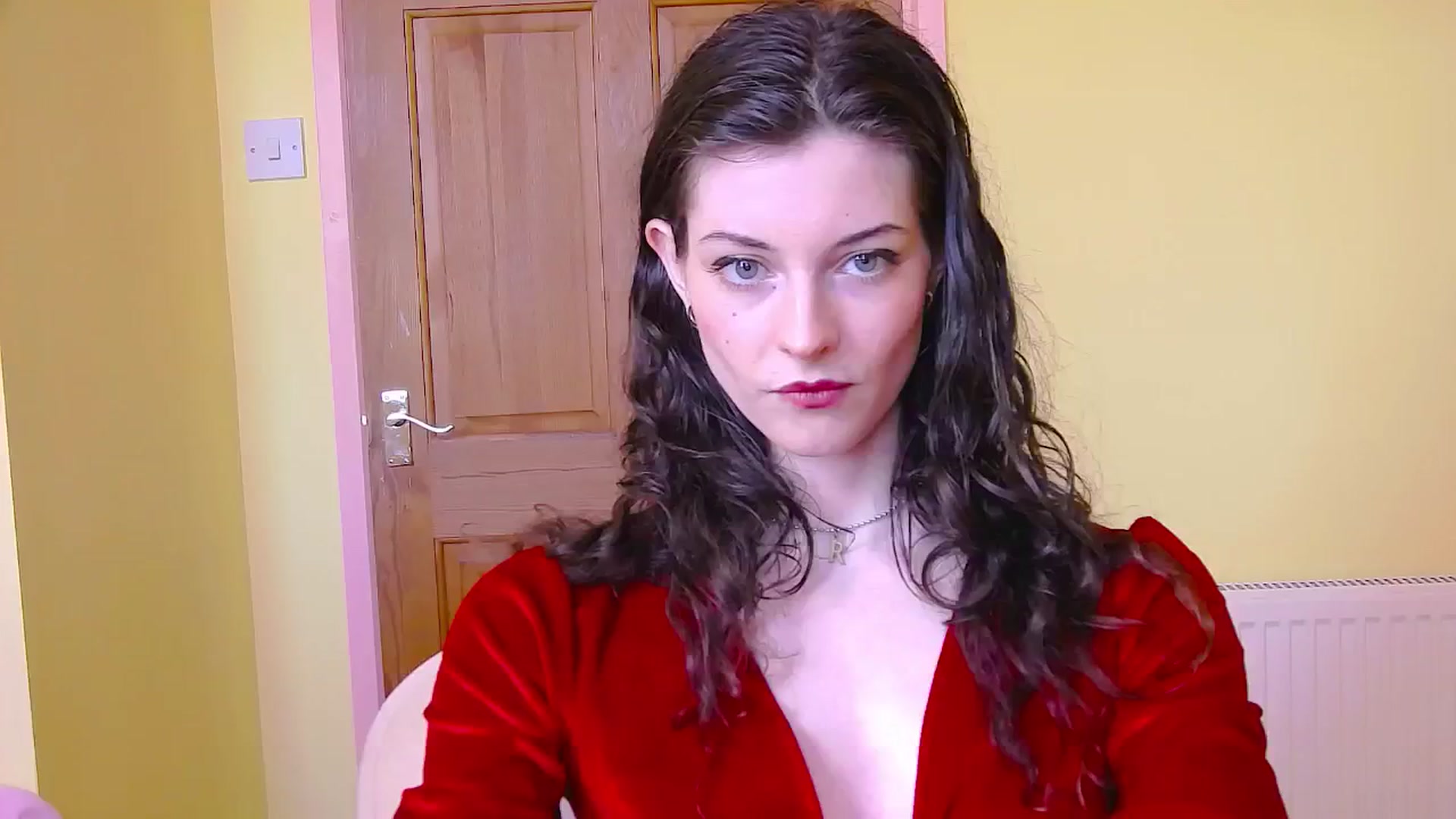 Gallery image thumbnail from viola__'s myfreecams stream on, 05/16/2024, 15:33 image 18 of 20