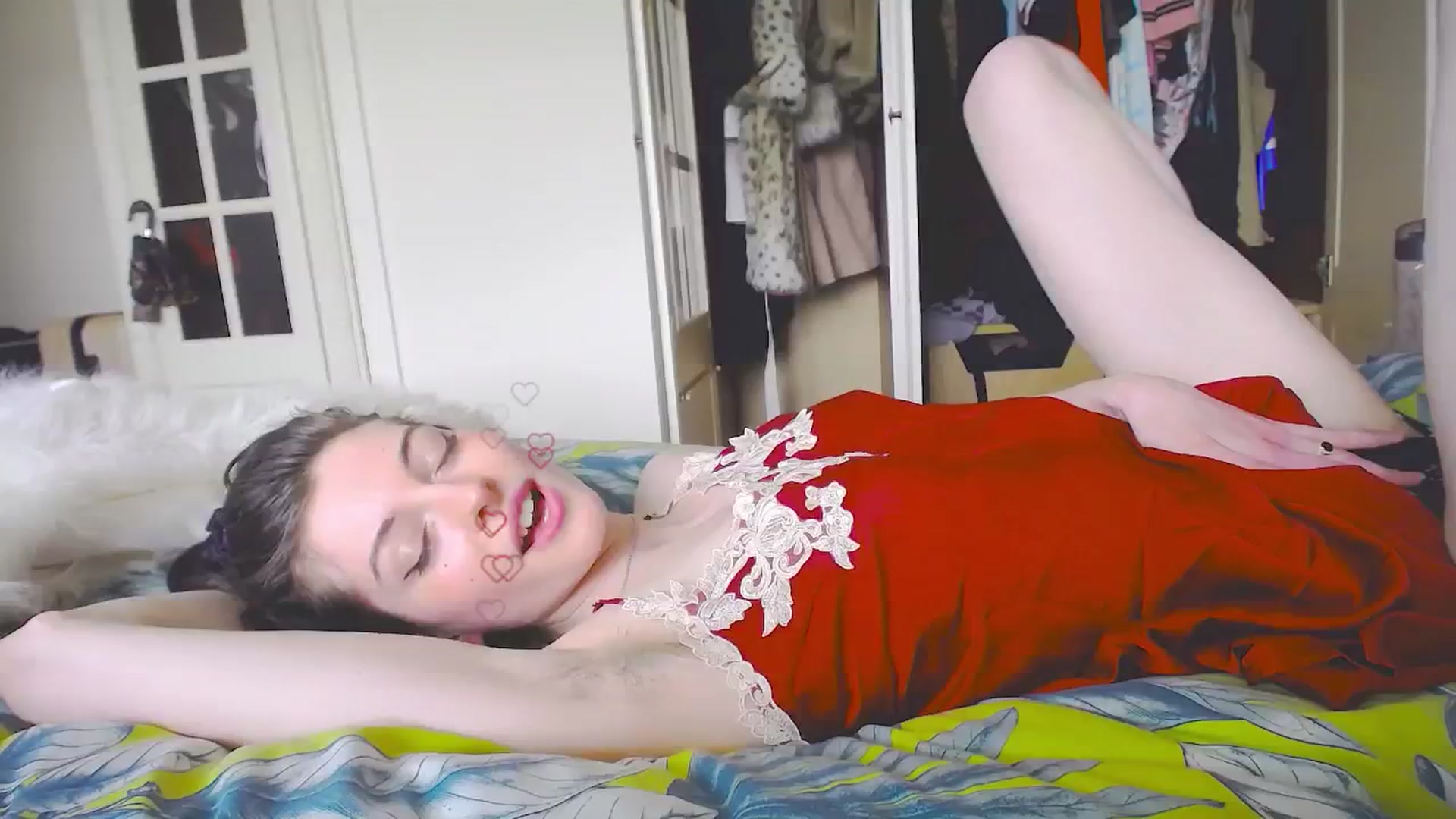 Gallery image thumbnail from viola__'s myfreecams stream on, 05/21/2024, 15:31 image 15 of 20