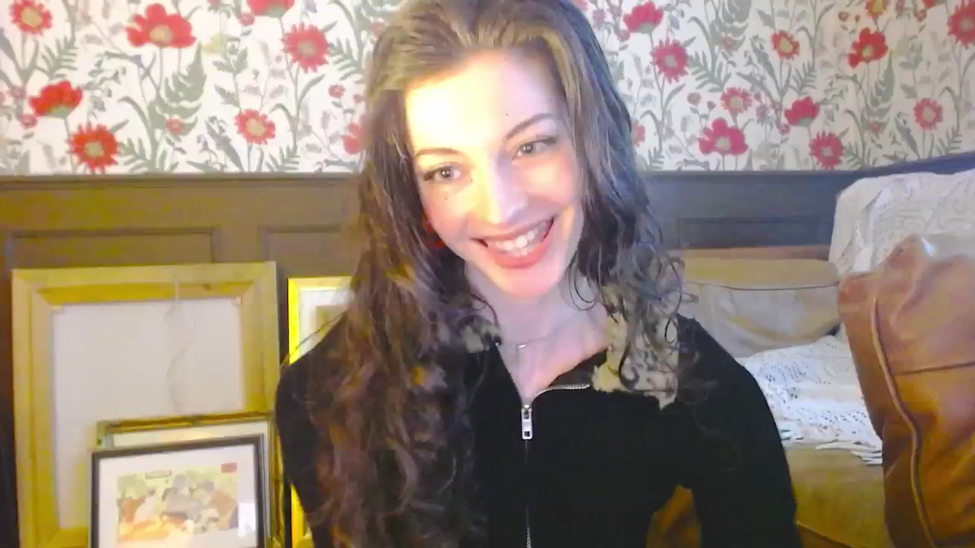 Gallery image thumbnail from viola__'s myfreecams stream on, 05/28/2024, 16:17 image 15 of 20