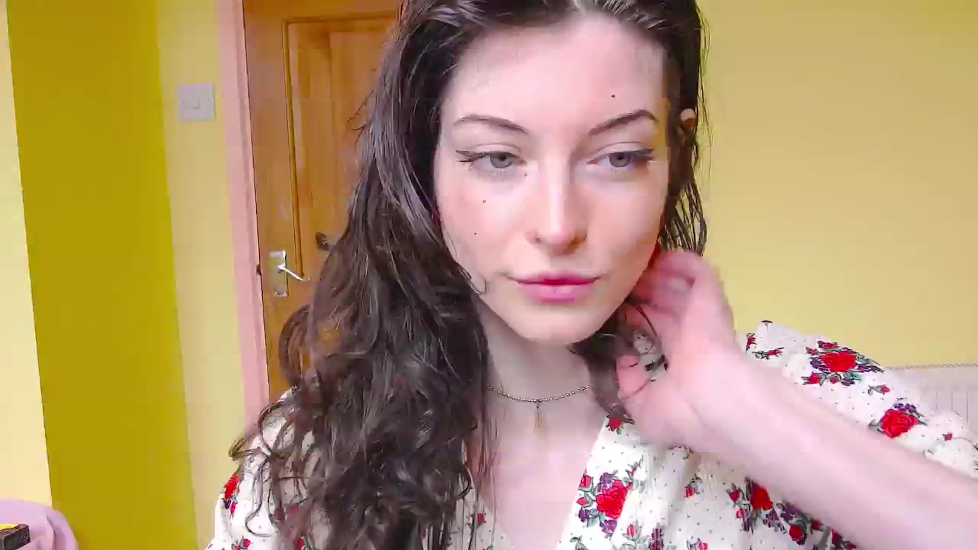 Gallery image thumbnail from viola__'s myfreecams stream on, 05/30/2024, 12:57 image 8 of 20