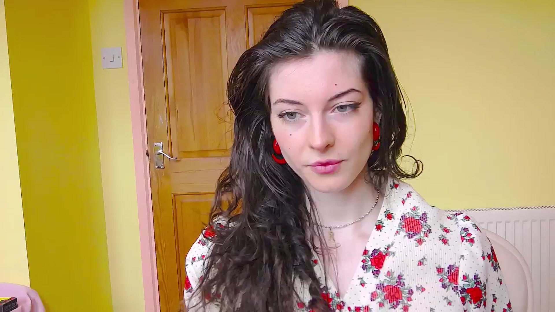Gallery image thumbnail from viola__'s myfreecams stream on, 05/30/2024, 12:57 image 13 of 20