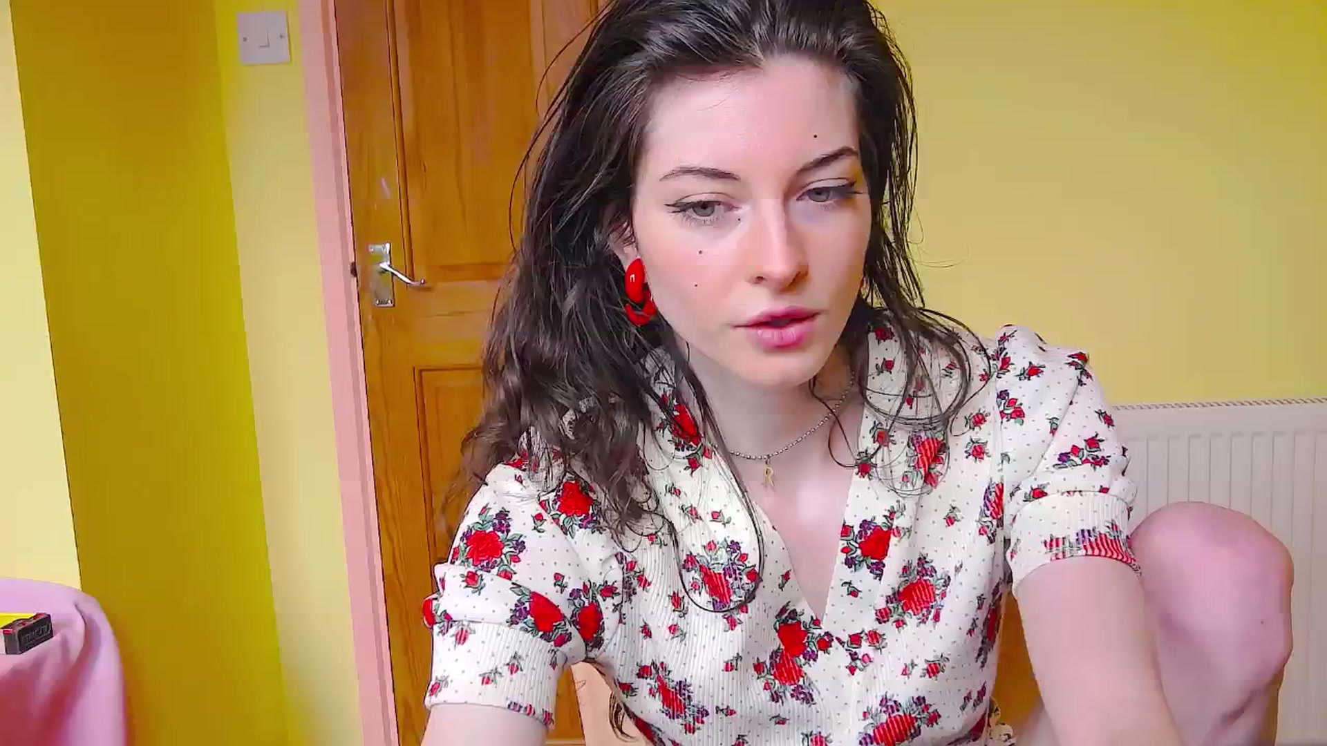 Gallery image thumbnail from viola__'s myfreecams stream on, 05/30/2024, 12:57 image 17 of 20