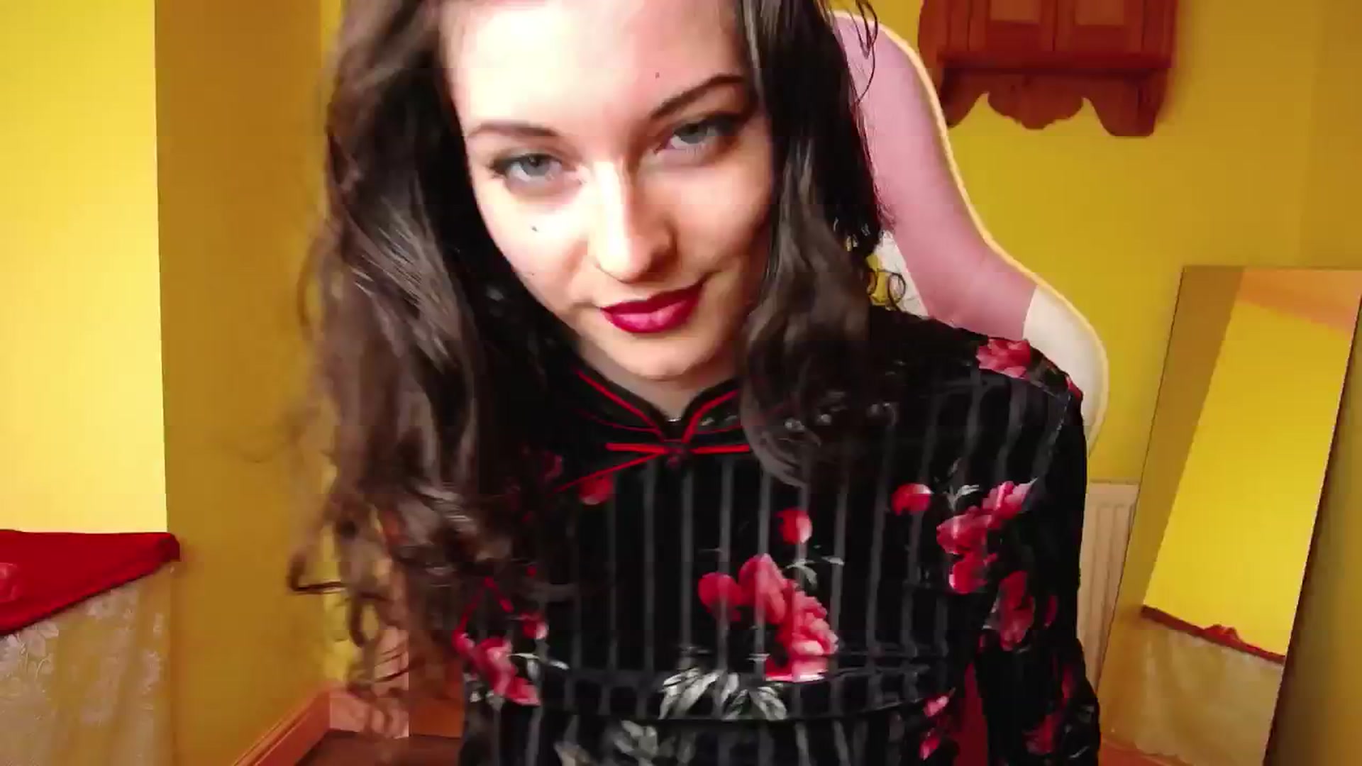 Gallery image thumbnail from viola__'s myfreecams stream on, 07/01/2024, 16:44 image 17 of 20