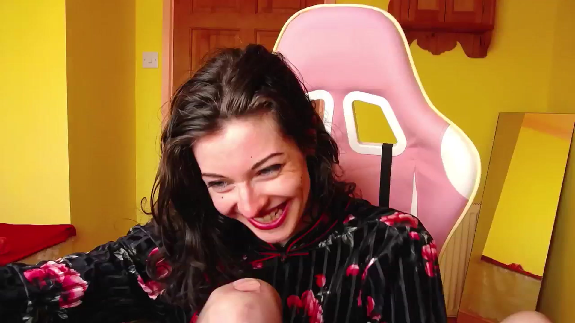 Gallery image thumbnail from viola__'s myfreecams stream on, 07/01/2024, 16:44 image 20 of 20