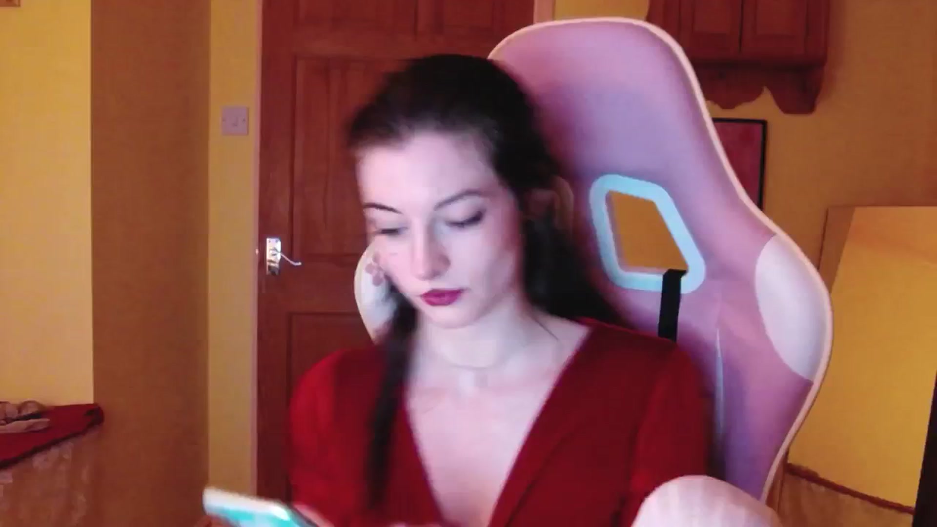 Gallery image thumbnail from viola__'s myfreecams stream on, 07/09/2024, 20:45 image 6 of 20