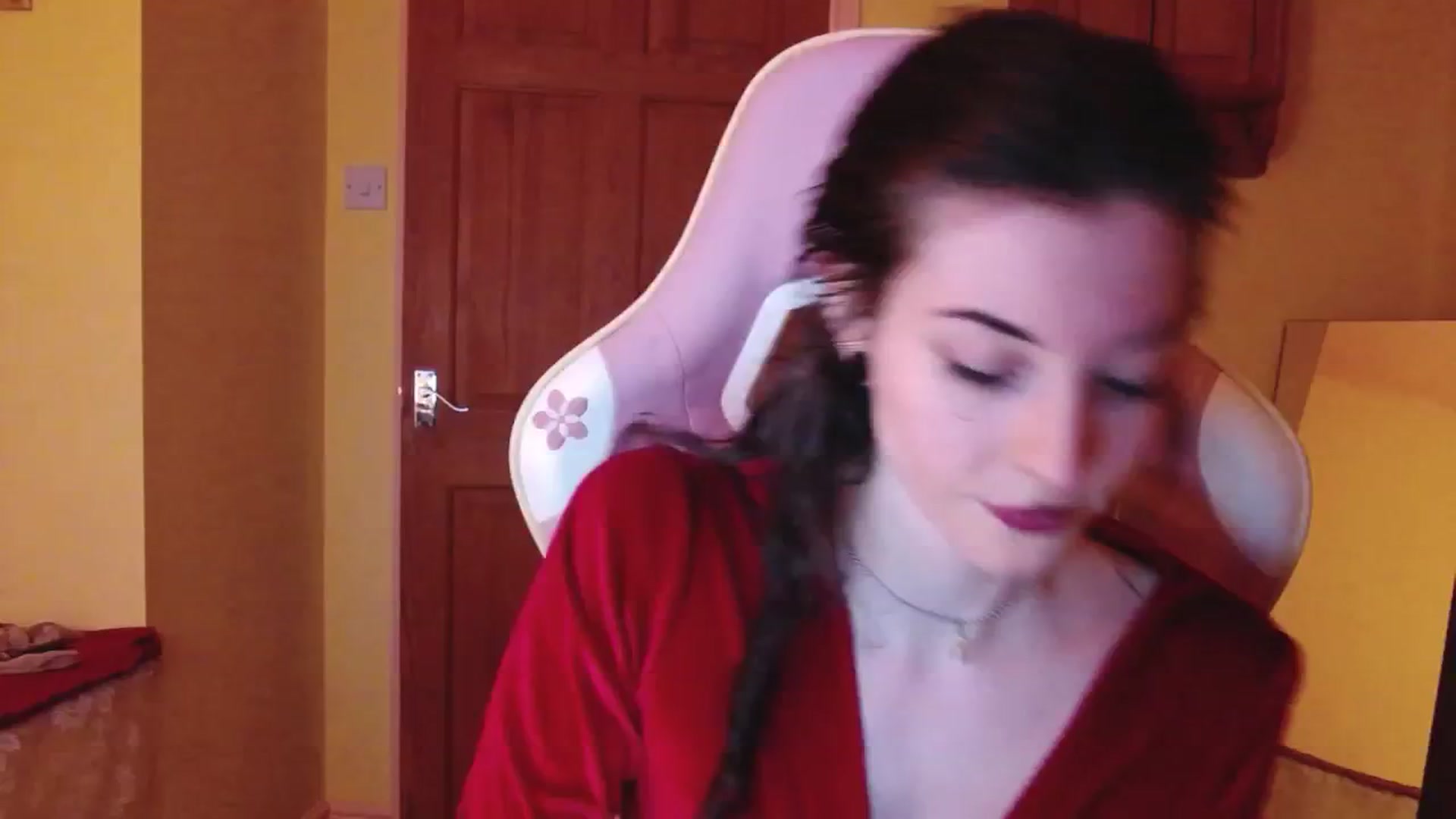 Gallery image thumbnail from viola__'s myfreecams stream on, 07/09/2024, 20:45 image 7 of 20