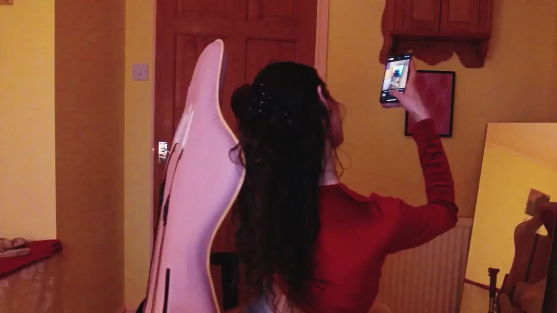 Gallery image thumbnail from viola__'s myfreecams stream on, 07/09/2024, 20:45 image 2 of 20