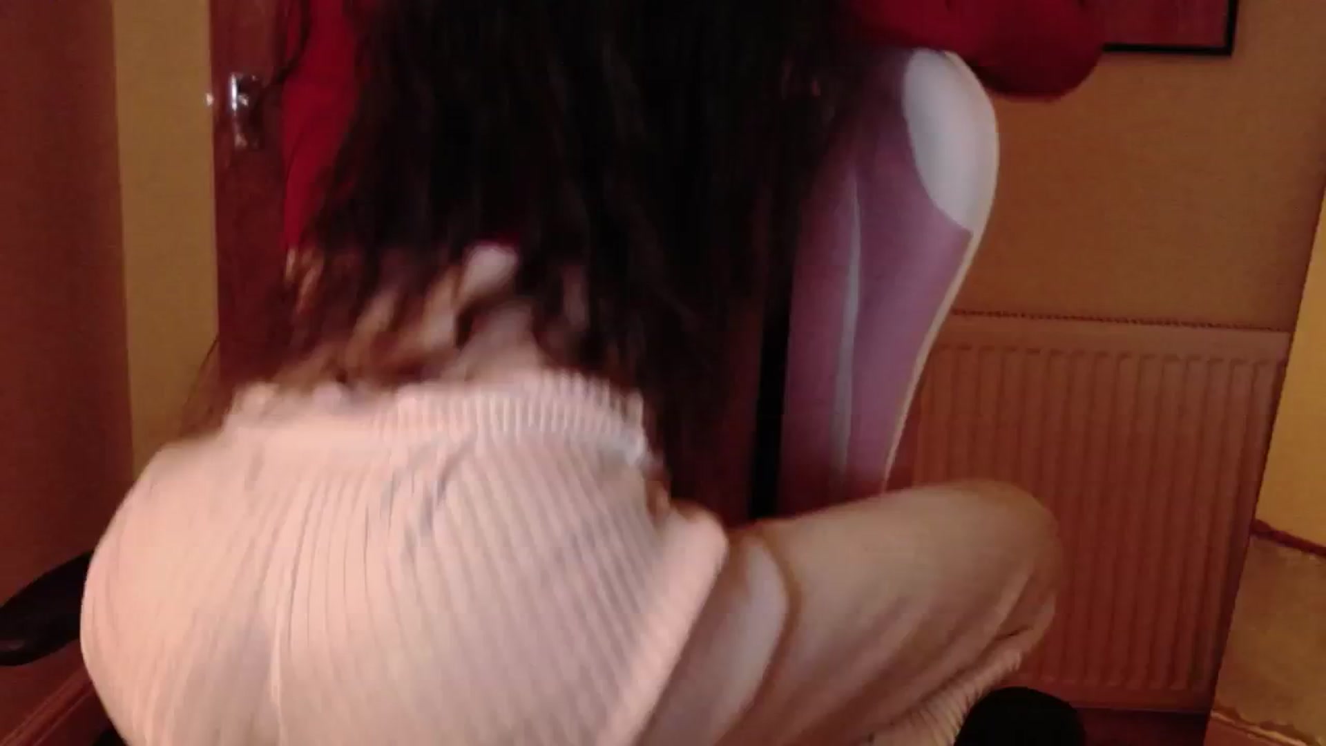 Gallery image thumbnail from viola__'s myfreecams stream on, 07/09/2024, 23:08 image 13 of 20