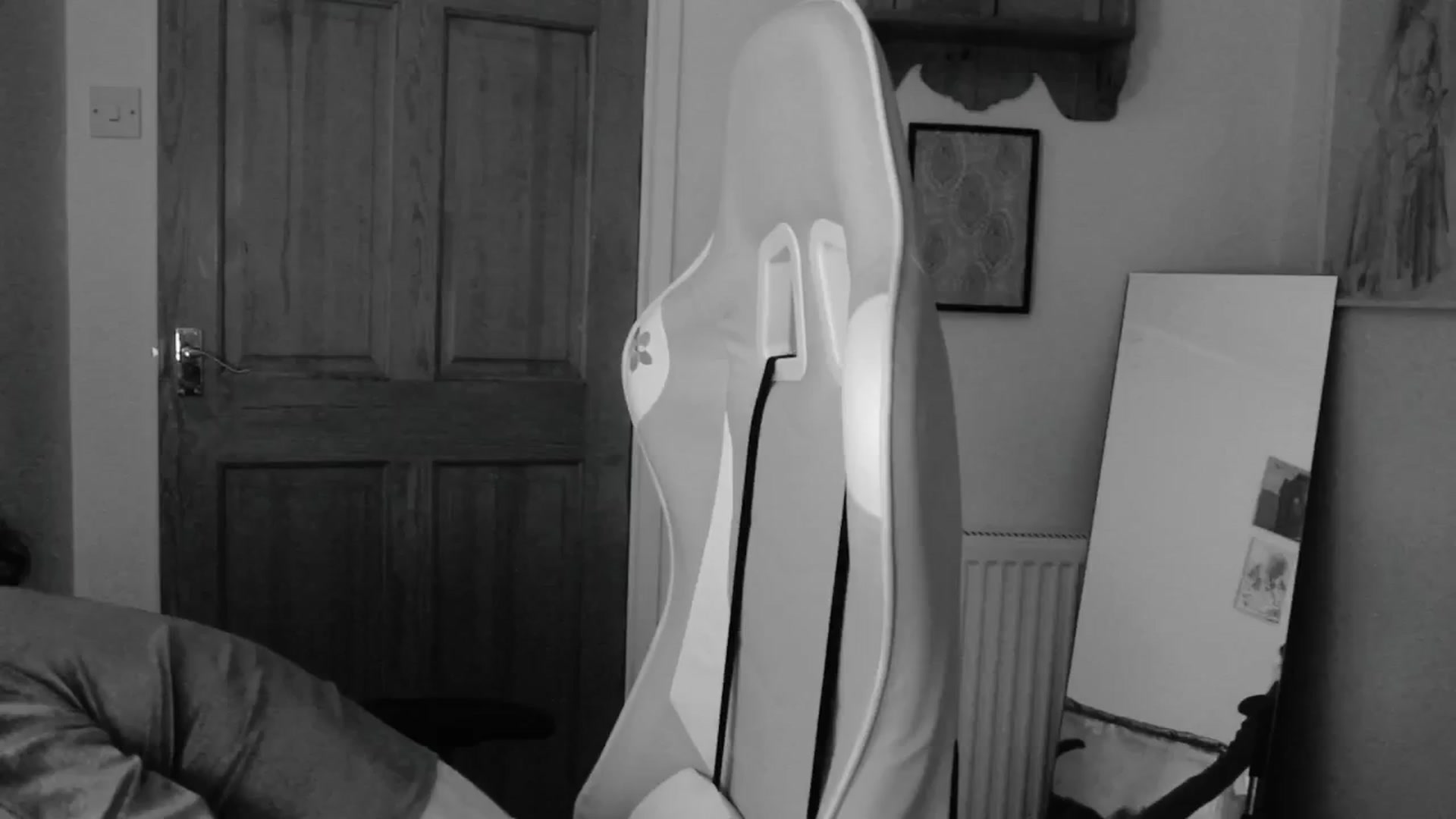 Gallery image thumbnail from viola__'s myfreecams stream on, 07/09/2024, 23:08 image 6 of 20