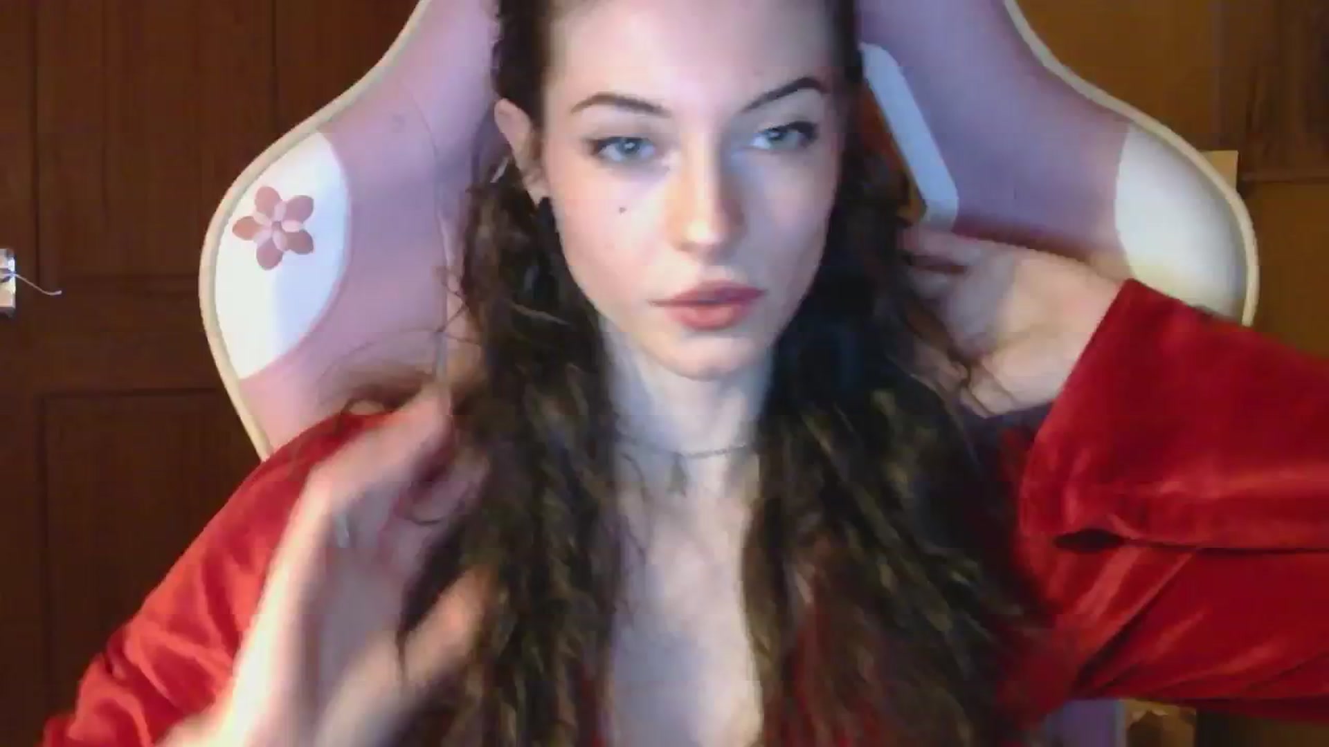 Gallery image thumbnail from viola__'s myfreecams stream on, 07/09/2024, 23:08 image 3 of 20