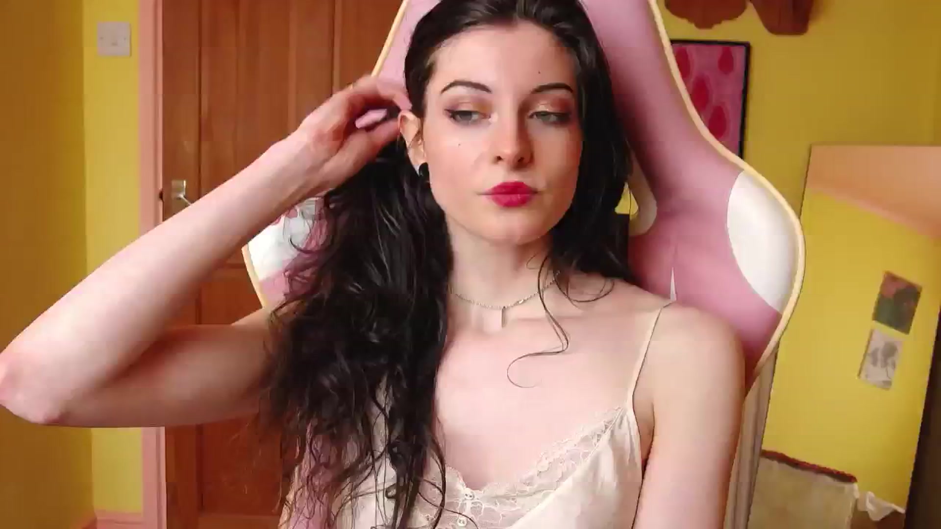 Gallery image thumbnail from viola__'s myfreecams stream on, 07/17/2024, 15:40 image 13 of 20