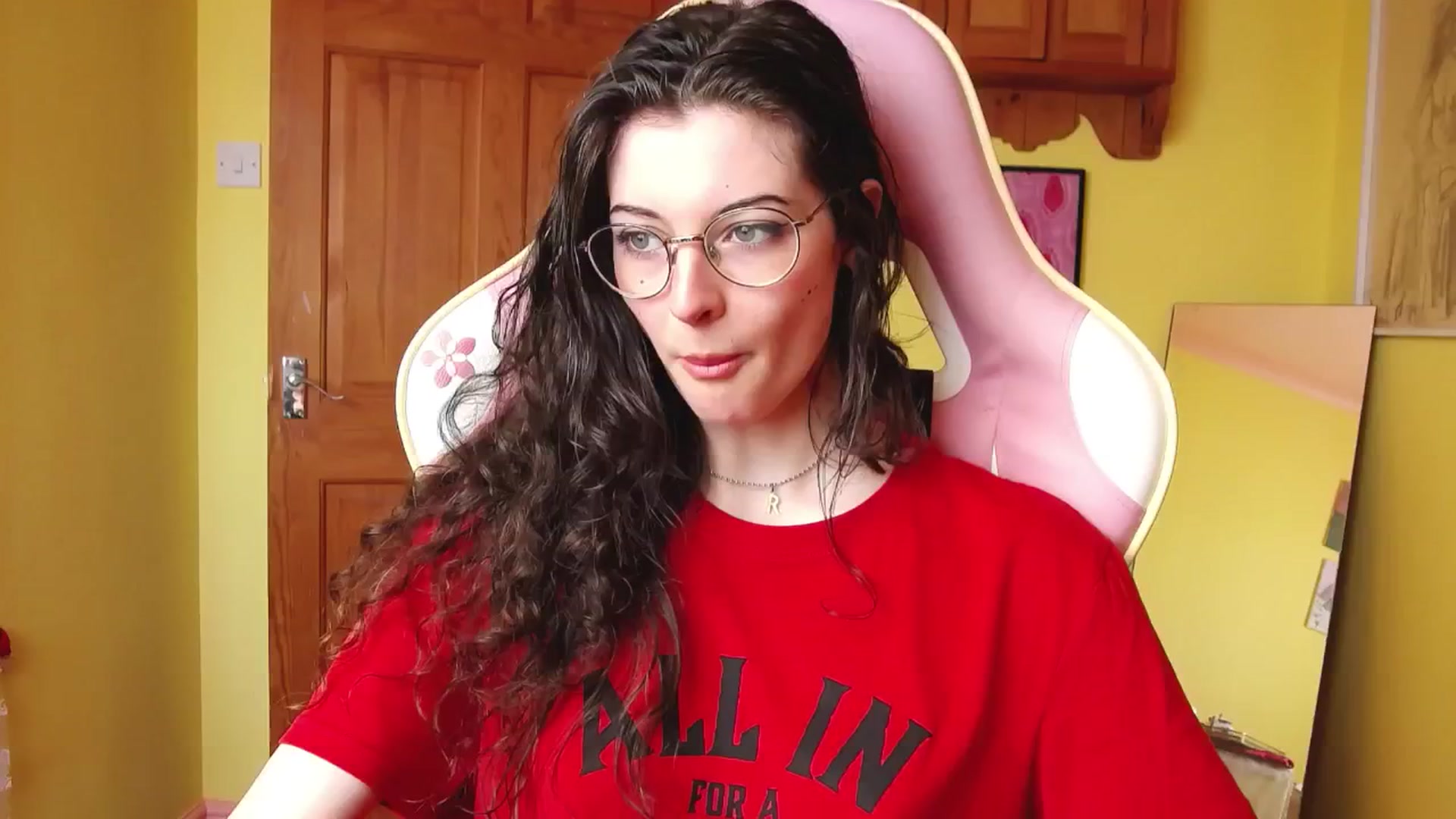 Gallery image thumbnail from viola__'s myfreecams stream on, 07/29/2024, 14:59 image 4 of 20